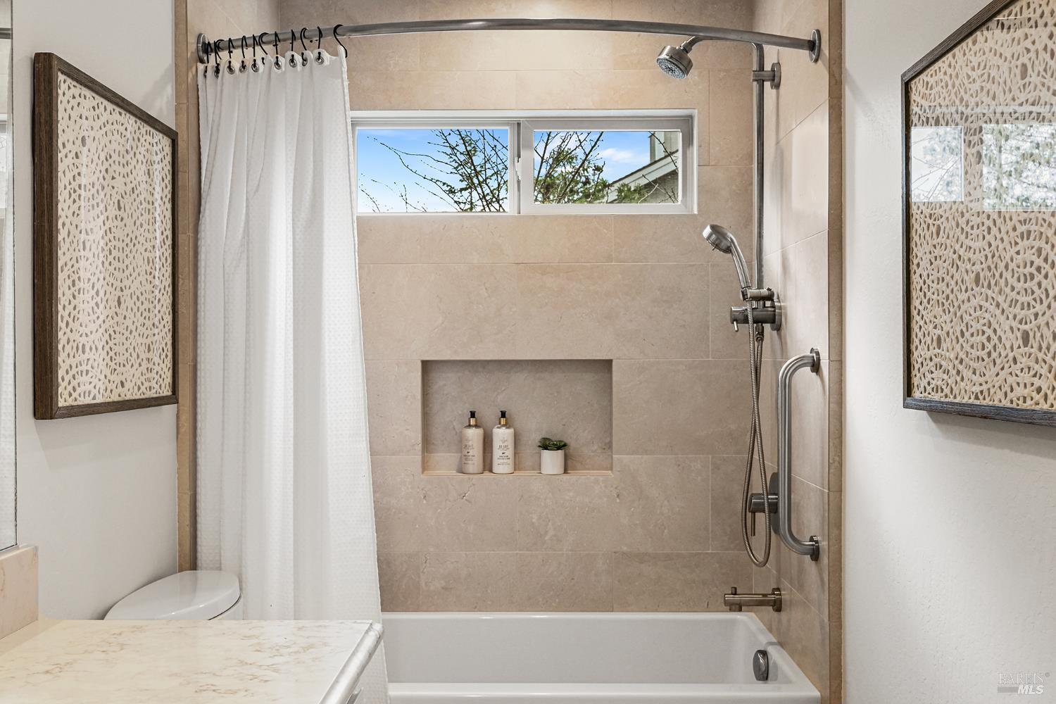 Detail Gallery Image 51 of 70 For 51 San Domingo Way, Novato,  CA 94945 - 4 Beds | 2/1 Baths