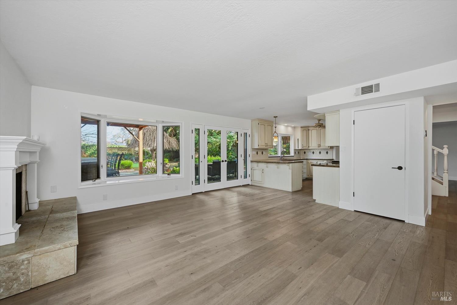 Detail Gallery Image 21 of 53 For 4078 Tokay Dr, Napa,  CA 94558 - 4 Beds | 2/1 Baths