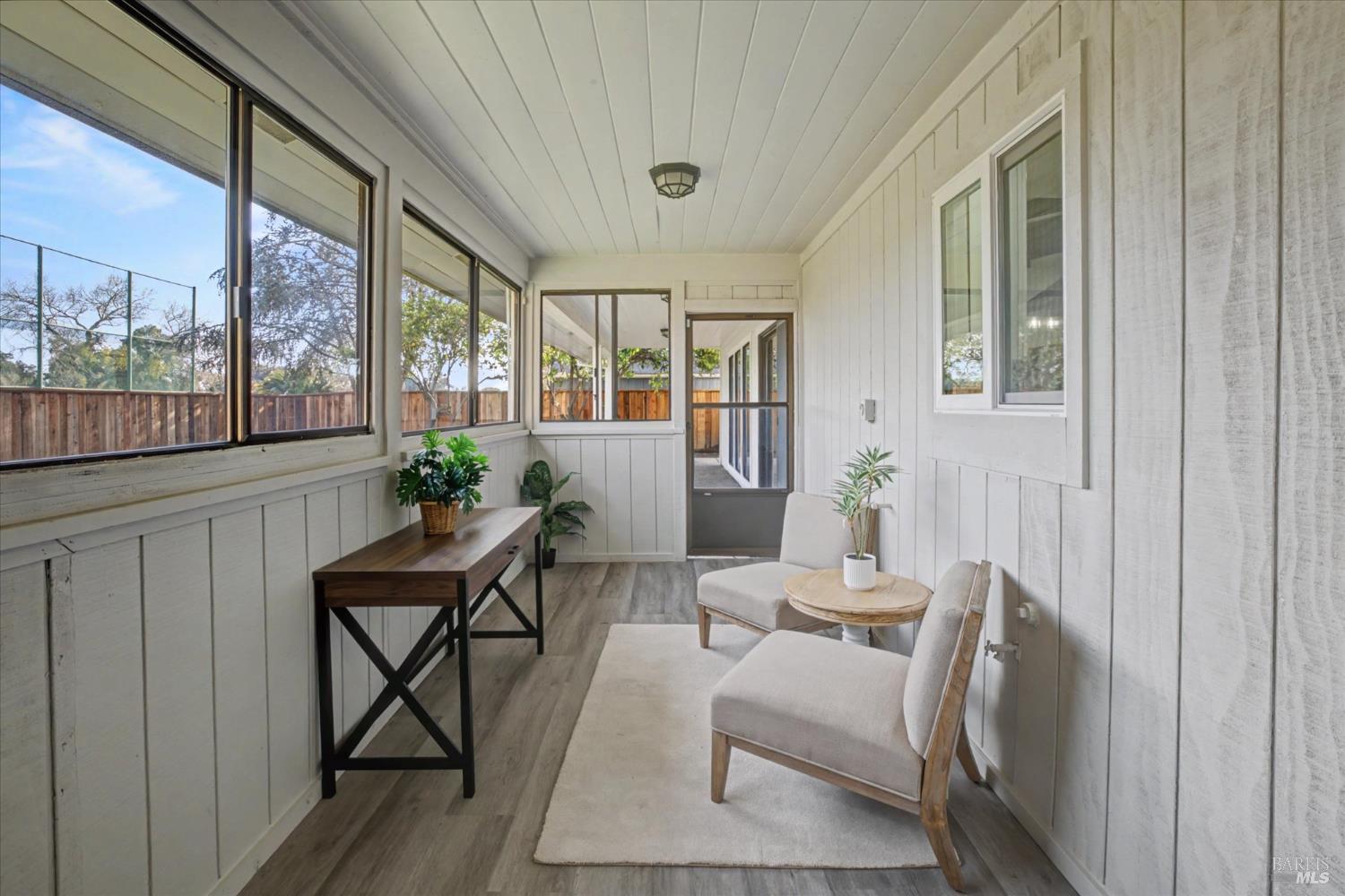 Detail Gallery Image 40 of 47 For 580 Yellowstone Dr, Vacaville,  CA 95687 - 3 Beds | 2/1 Baths