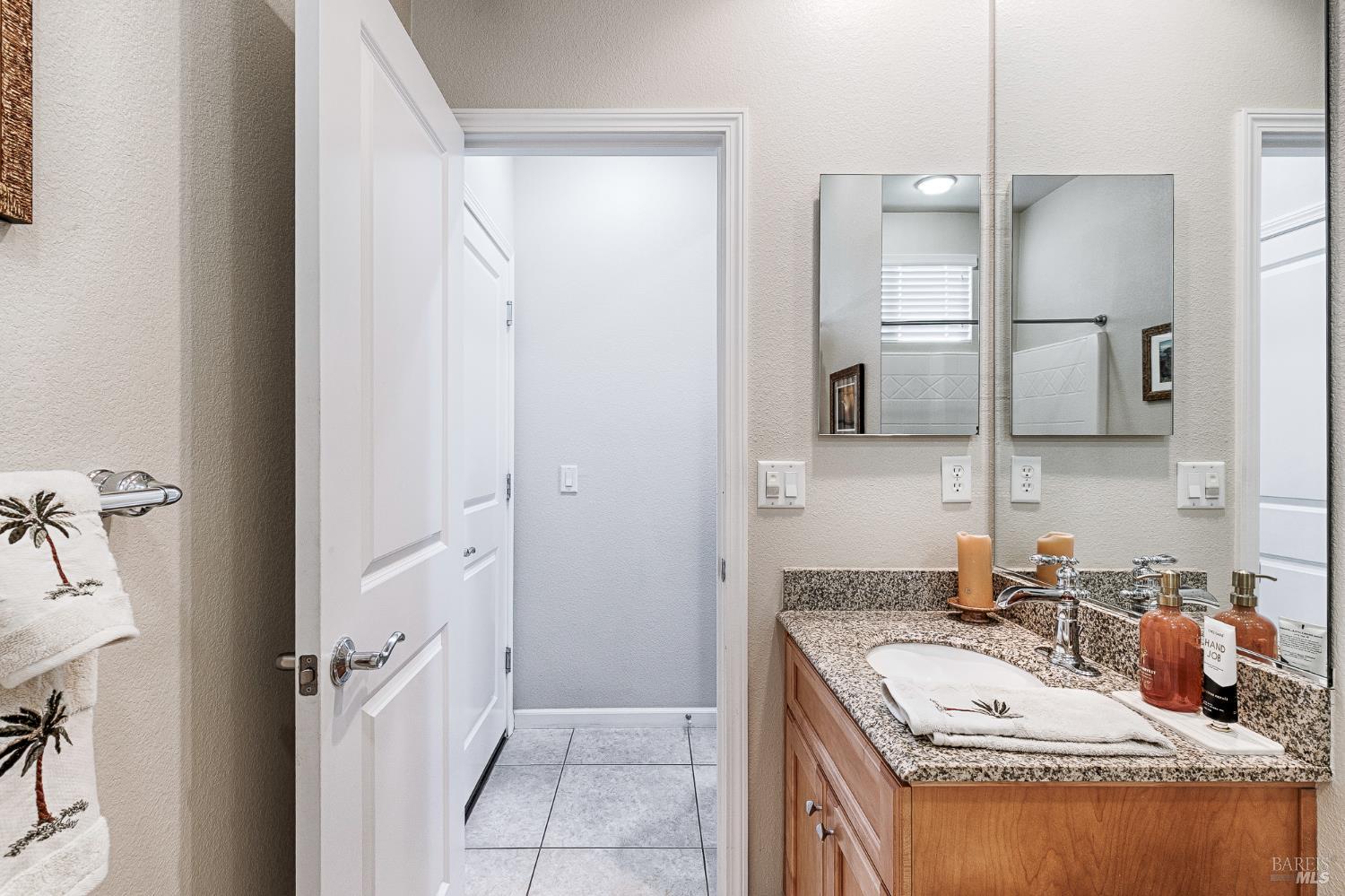 Detail Gallery Image 35 of 79 For 2167 Linwood Ave, Santa Rosa,  CA 95404 - 3 Beds | 3 Baths