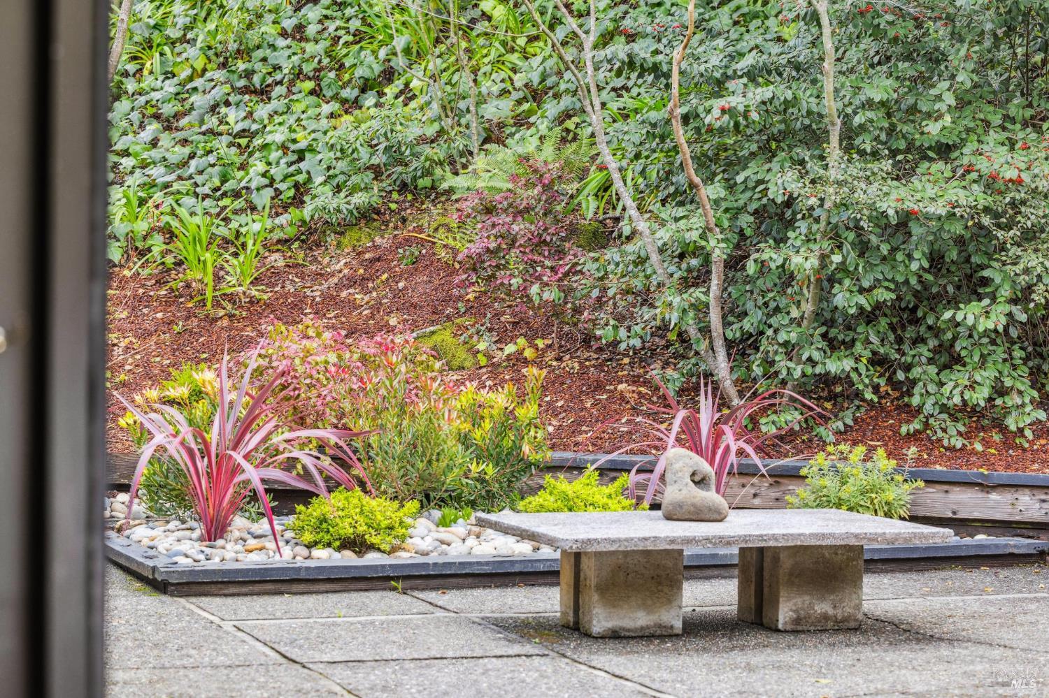 Detail Gallery Image 22 of 58 For 18 Laverne Ave, Mill Valley,  CA 94941 - 4 Beds | 3 Baths