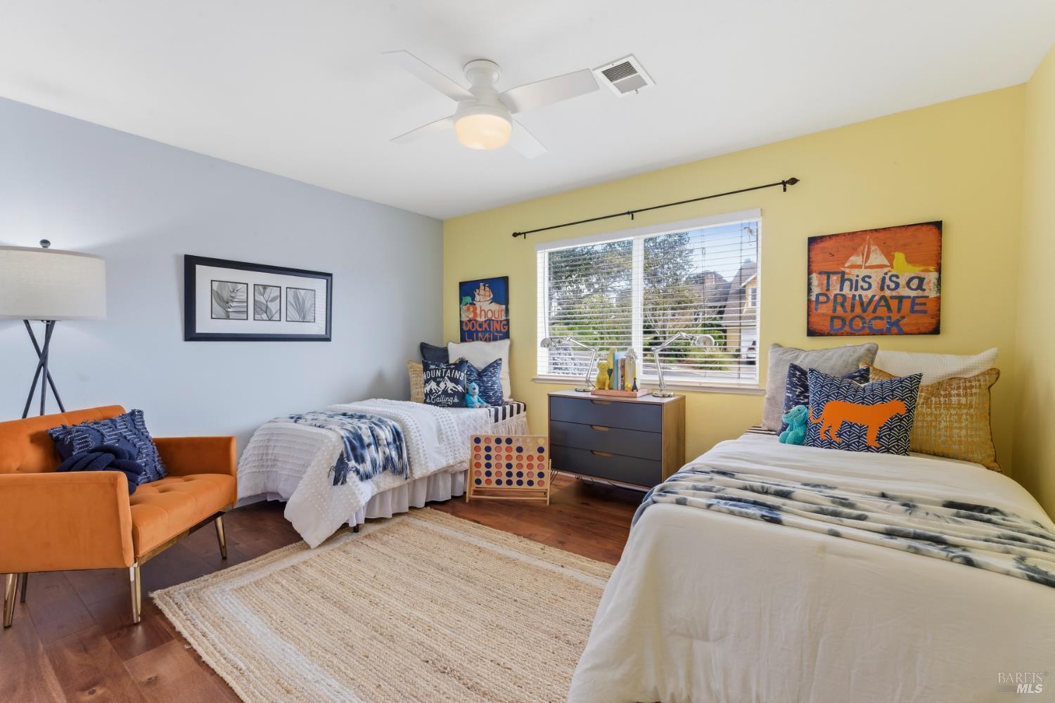 Detail Gallery Image 13 of 29 For 1491 Karen Dr, Benicia,  CA 94510 - 5 Beds | 3 Baths