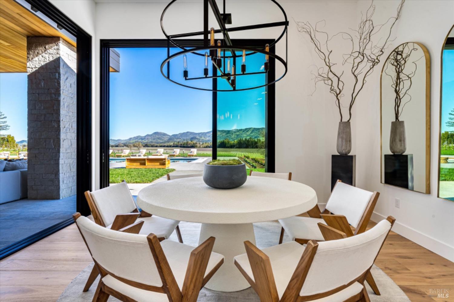 Detail Gallery Image 24 of 48 For 2350 Big Ranch Rd, Napa,  CA 94558 - 7 Beds | 7/2 Baths