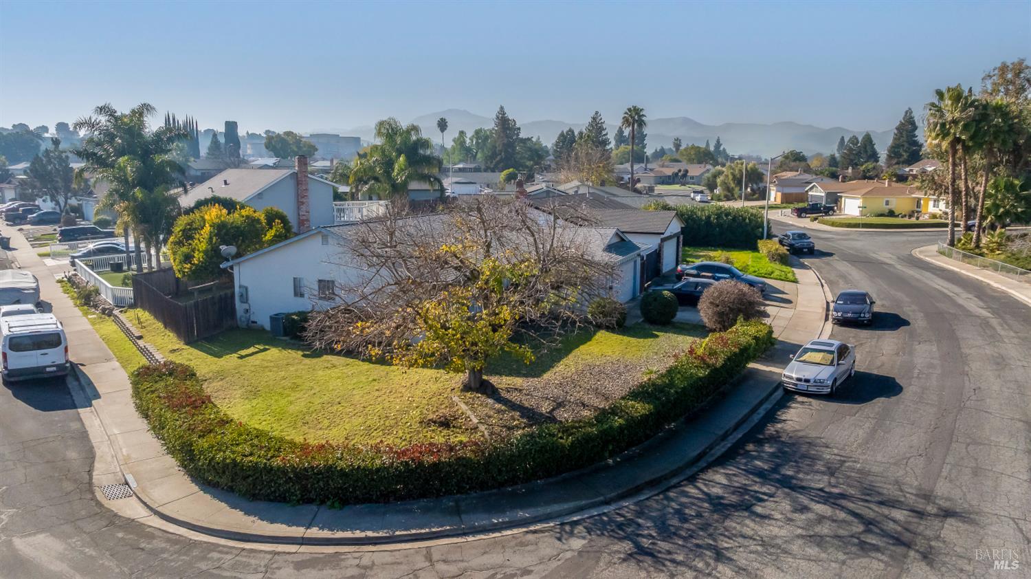 Detail Gallery Image 6 of 46 For 304 Huntington Dr, Antioch,  CA 94509 - 3 Beds | 2 Baths