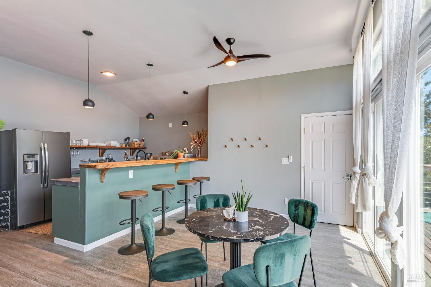 Detail Gallery Image 33 of 75 For 1106 Bel Arbres Dr, Redwood Valley,  CA 95470 - 4 Beds | 4/1 Baths