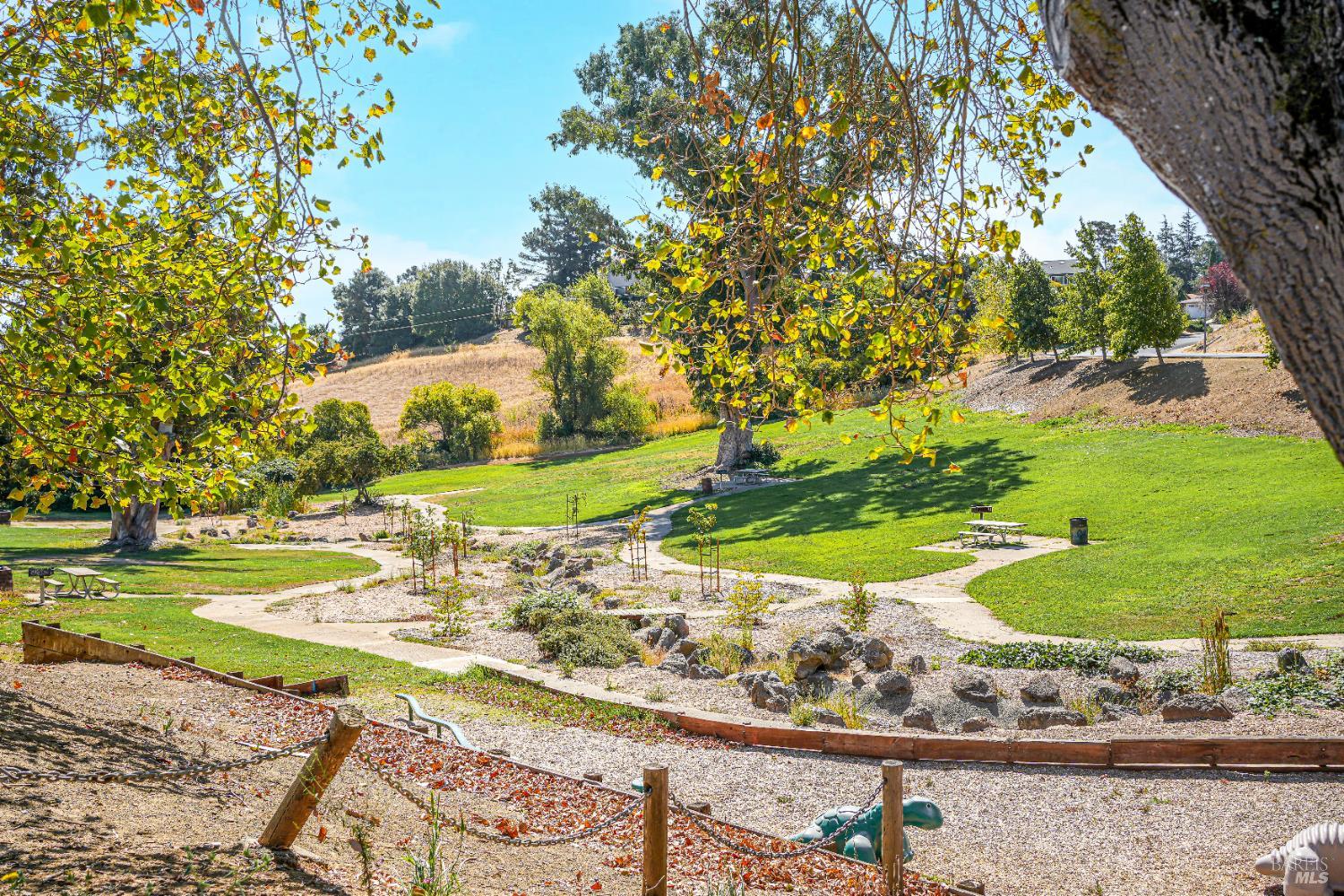 Detail Gallery Image 48 of 62 For 101 Panorama Dr, Benicia,  CA 94510 - 3 Beds | 1/1 Baths