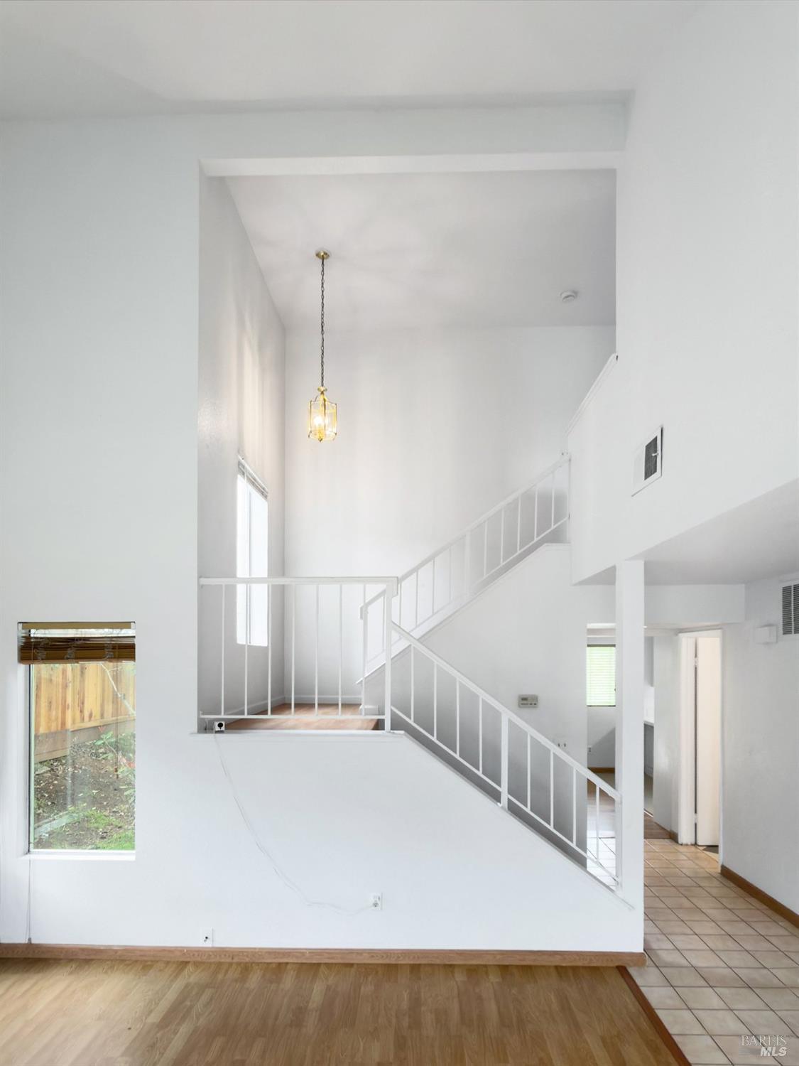 Detail Gallery Image 10 of 41 For 157 Haviture Way, Vallejo,  CA 94589 - 3 Beds | 2/1 Baths