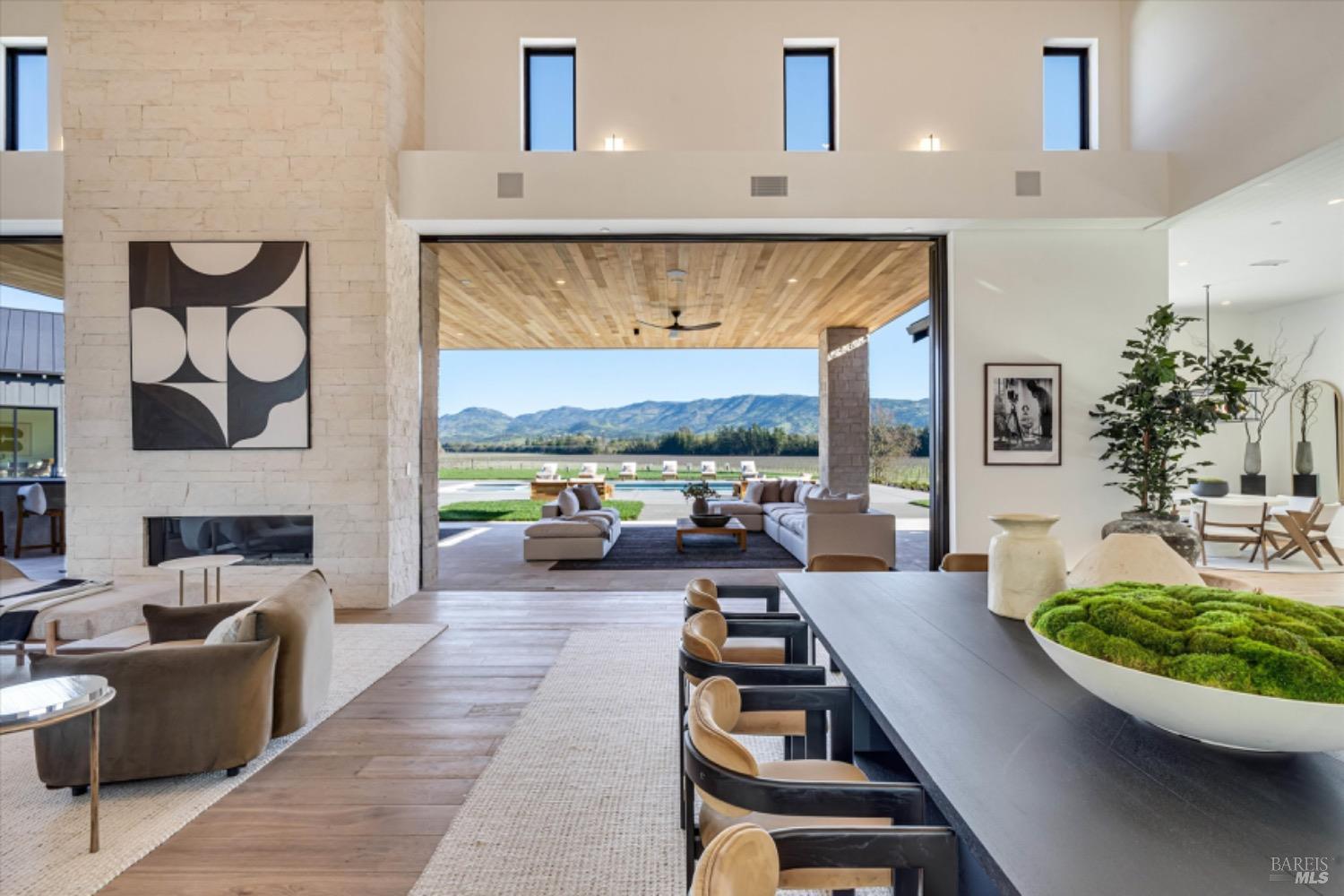 Detail Gallery Image 15 of 48 For 2350 Big Ranch Rd, Napa,  CA 94558 - 7 Beds | 7/2 Baths