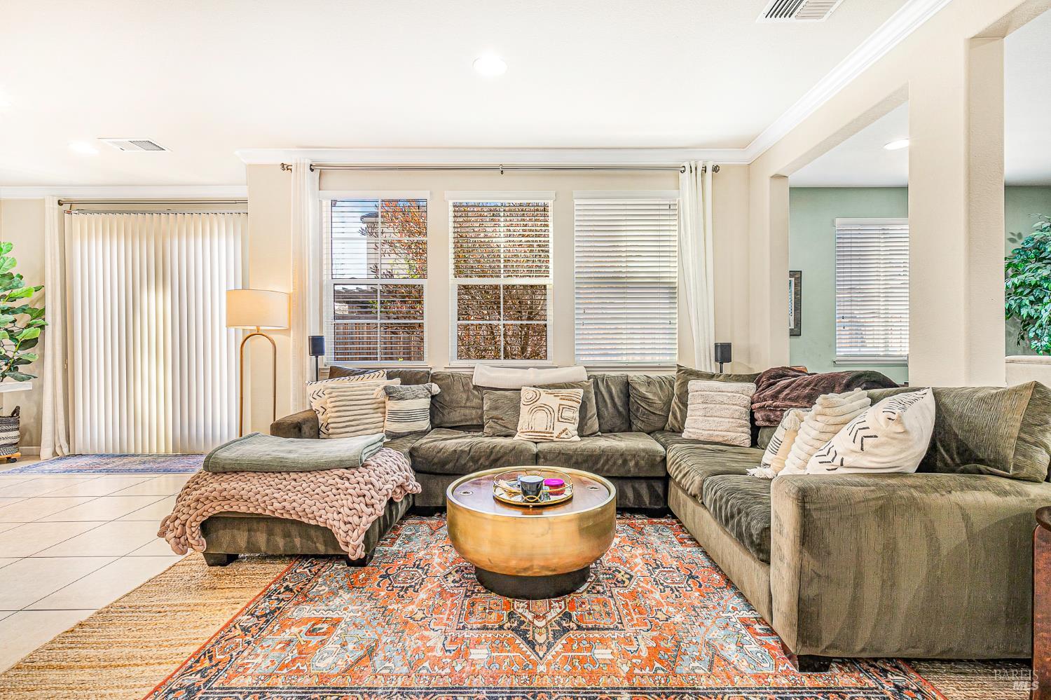 Detail Gallery Image 24 of 79 For 2167 Linwood Ave, Santa Rosa,  CA 95404 - 3 Beds | 3 Baths