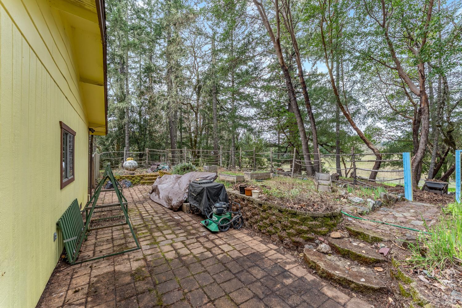 Detail Gallery Image 30 of 34 For 27431 Poppy Dr, Willits,  CA 95490 - 3 Beds | 2 Baths