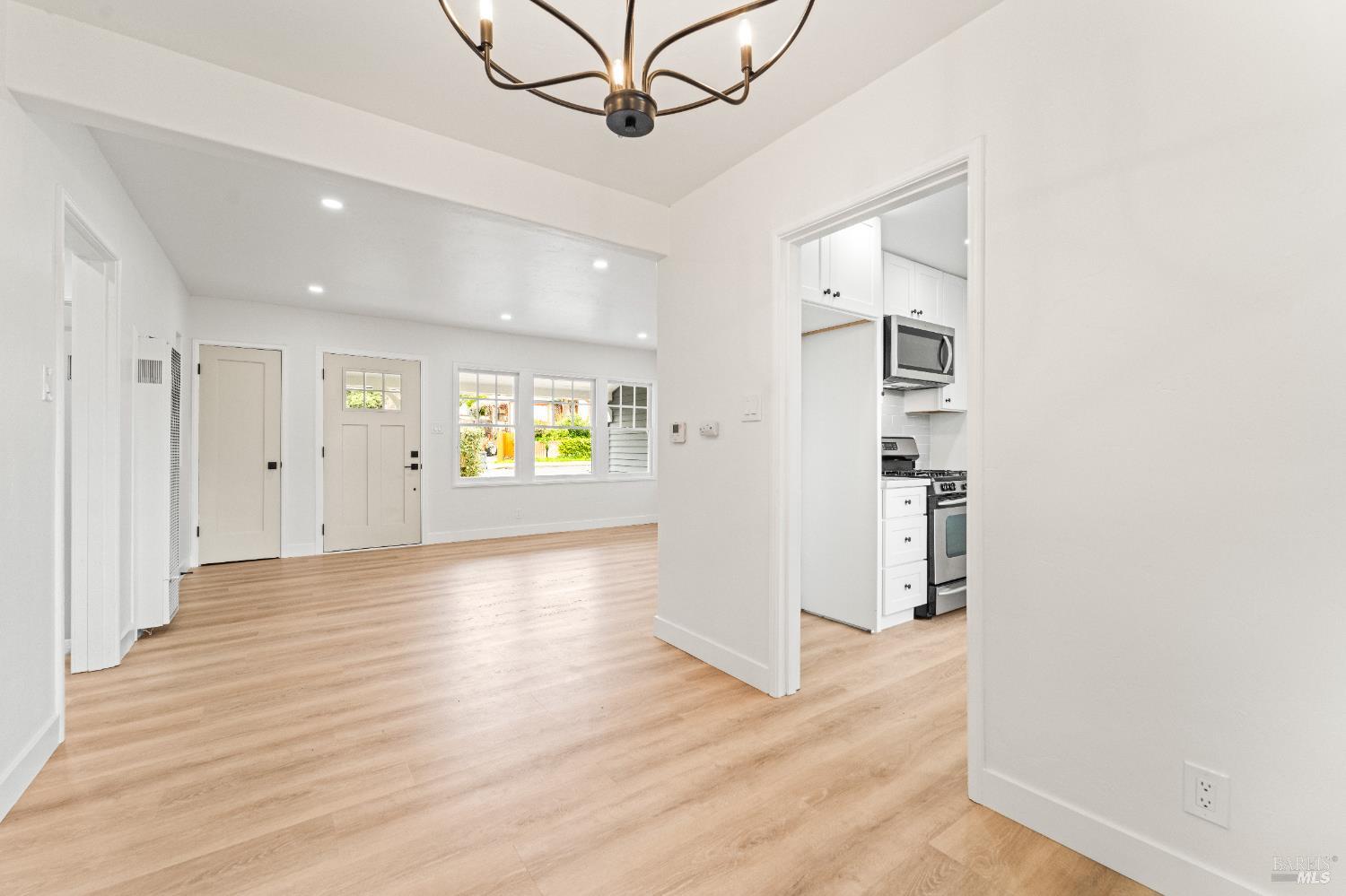 Detail Gallery Image 15 of 54 For 331 Steffan St, Vallejo,  CA 94591 - 2 Beds | 1 Baths