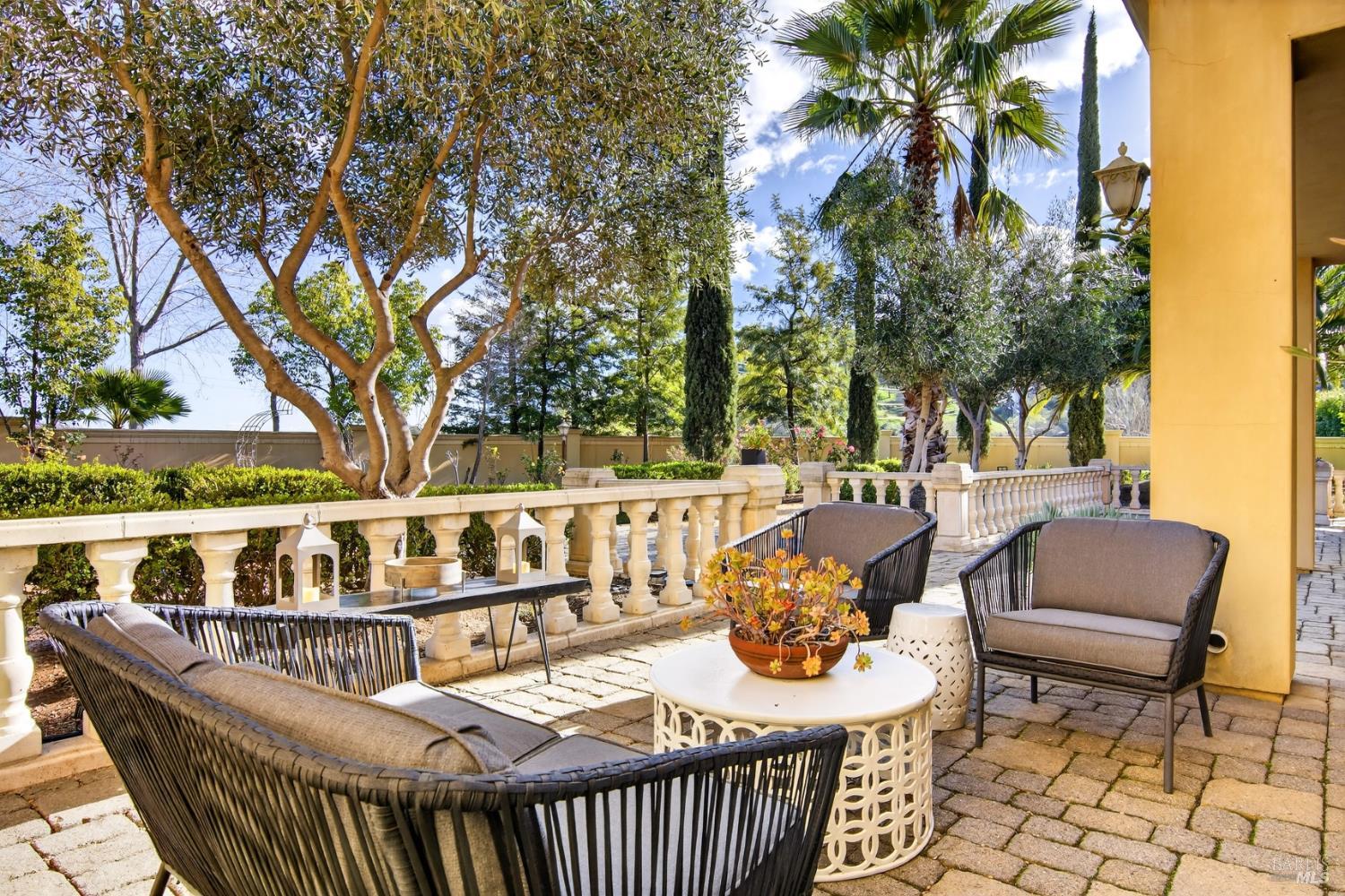 Detail Gallery Image 12 of 68 For 3467 Blue Mountain Dr, Fairfield,  CA 94534 - 2 Beds | 2 Baths