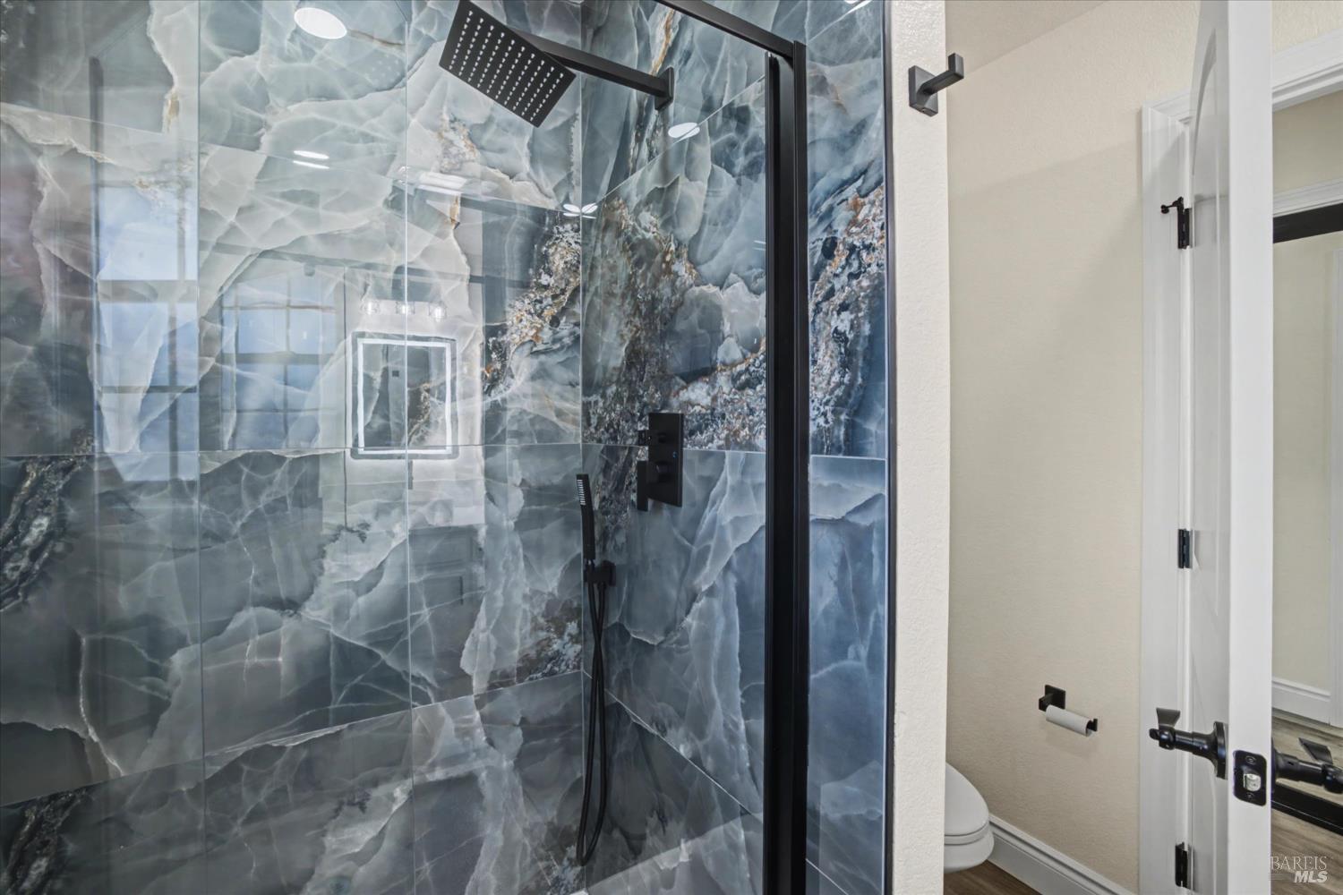 Detail Gallery Image 20 of 47 For 580 Yellowstone Dr, Vacaville,  CA 95687 - 3 Beds | 2/1 Baths