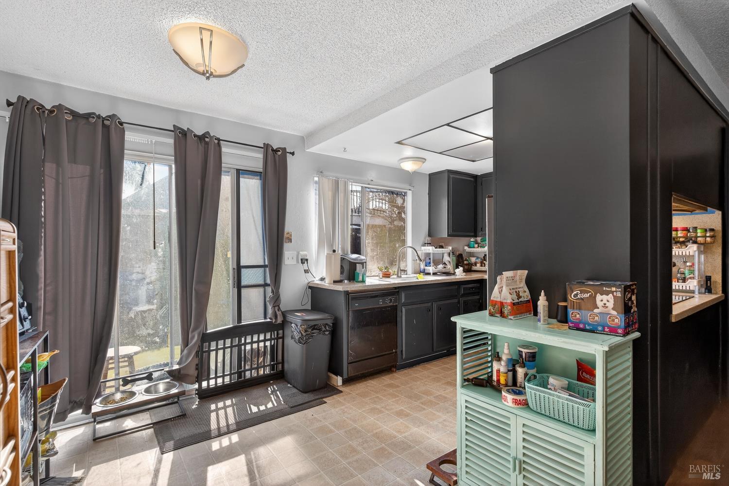 Detail Gallery Image 24 of 46 For 304 Huntington Dr, Antioch,  CA 94509 - 3 Beds | 2 Baths