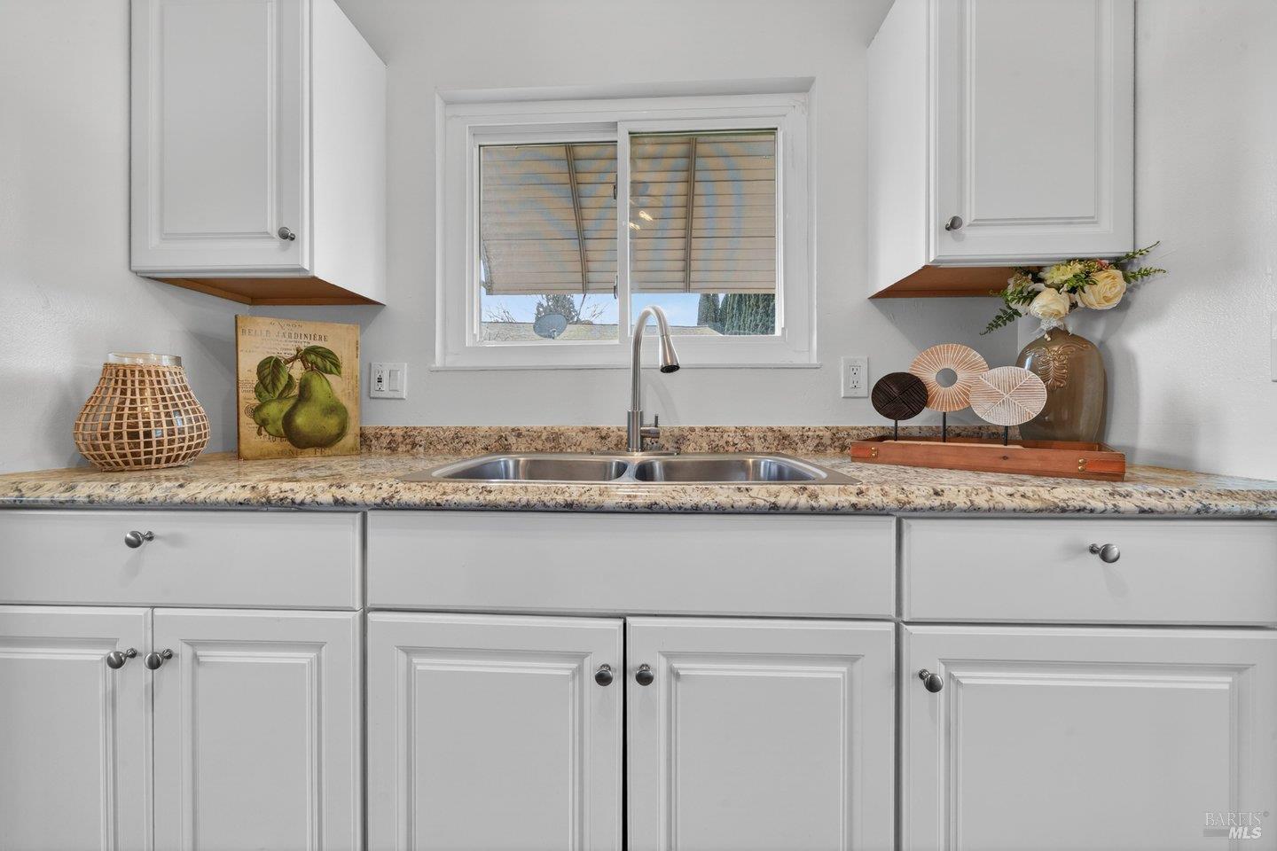 Detail Gallery Image 14 of 36 For 2013 Cormorant Dr, Fairfield,  CA 94533 - 3 Beds | 1 Baths