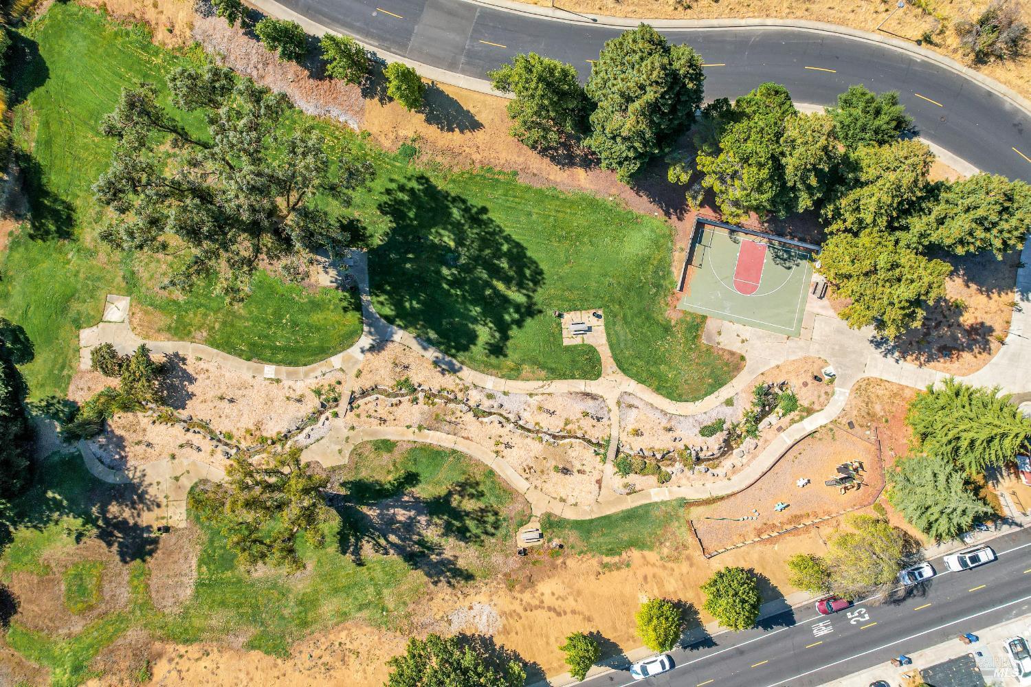 Detail Gallery Image 28 of 62 For 101 Panorama Dr, Benicia,  CA 94510 - 3 Beds | 1/1 Baths