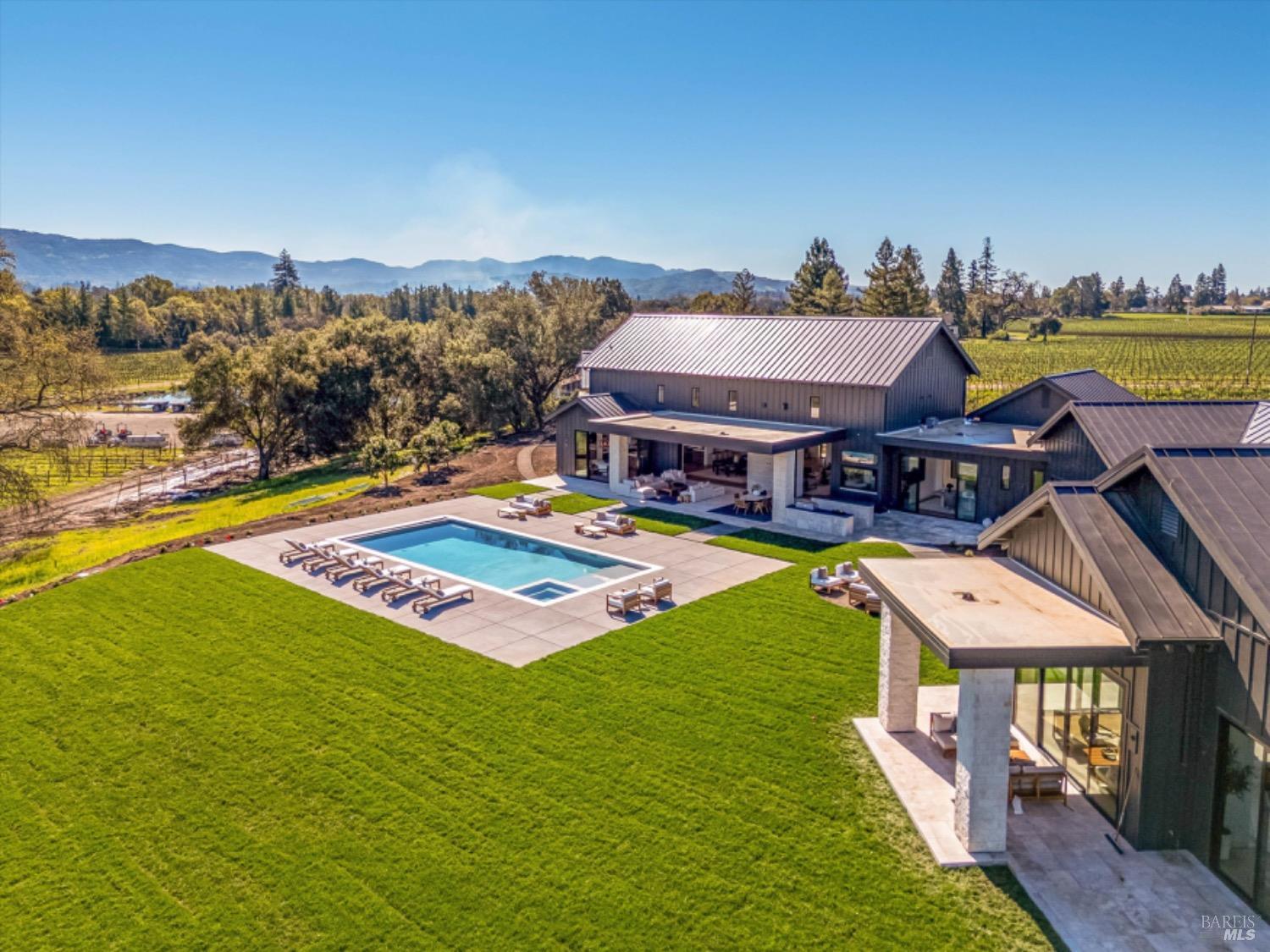 Detail Gallery Image 39 of 48 For 2350 Big Ranch Rd, Napa,  CA 94558 - 7 Beds | 7/2 Baths