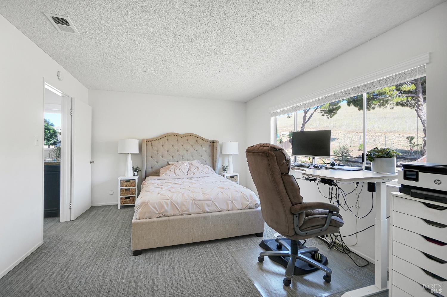Detail Gallery Image 22 of 62 For 101 Panorama Dr, Benicia,  CA 94510 - 3 Beds | 1/1 Baths