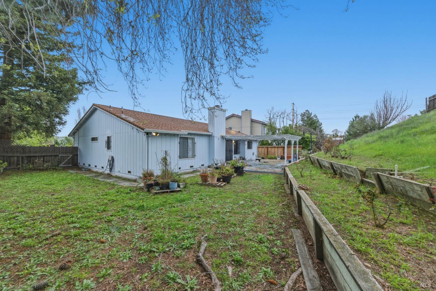 Detail Gallery Image 24 of 26 For 278 Cadloni Ln, Vallejo,  CA 94591 - 3 Beds | 2 Baths