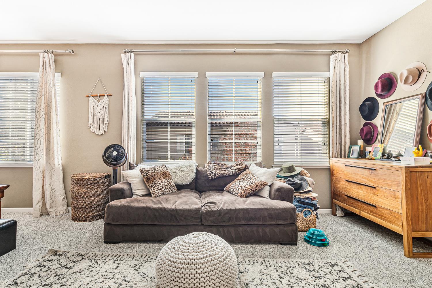 Detail Gallery Image 47 of 79 For 2167 Linwood Ave, Santa Rosa,  CA 95404 - 3 Beds | 3 Baths