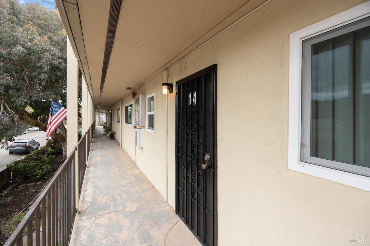 Detail Gallery Image 16 of 18 For 260 Merrydale Rd #14,  San Rafael,  CA 94903 - 2 Beds | 1 Baths