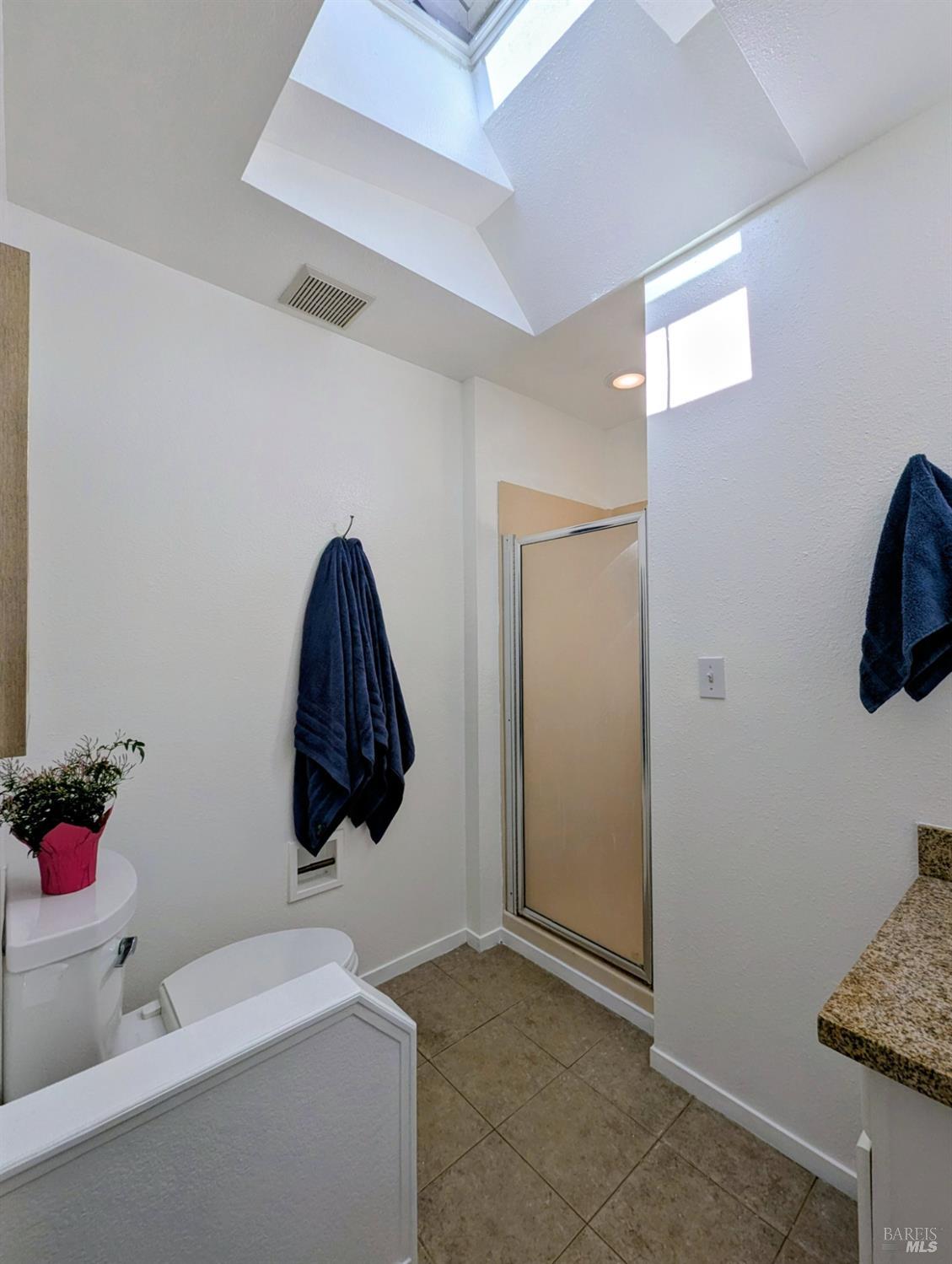 Detail Gallery Image 16 of 20 For 112 E Agua Caliente Rd, Sonoma,  CA 95476 - 2 Beds | 2 Baths