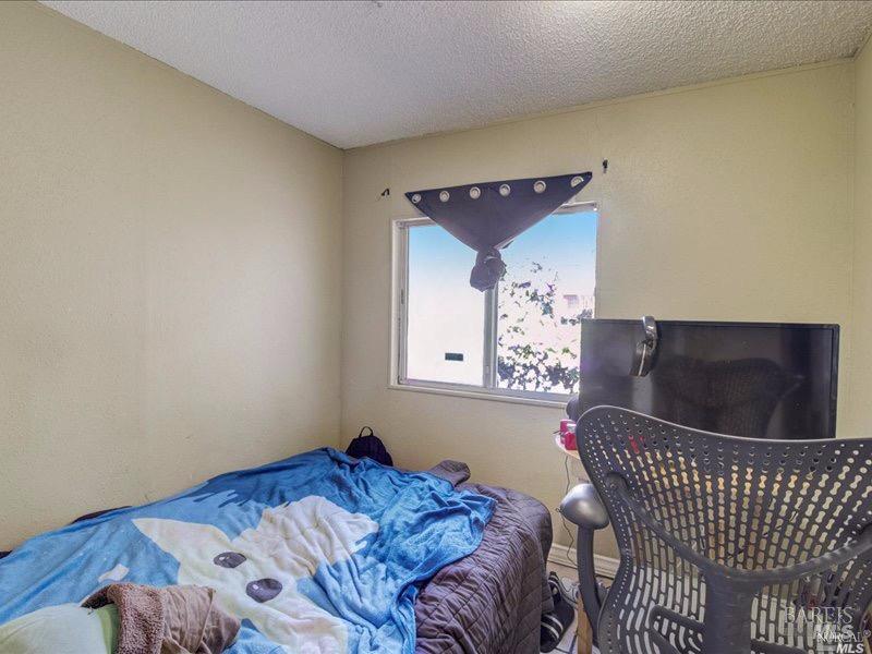 Detail Gallery Image 14 of 24 For 740 7th St, Richmond,  CA 94801 - 2 Beds | 1 Baths