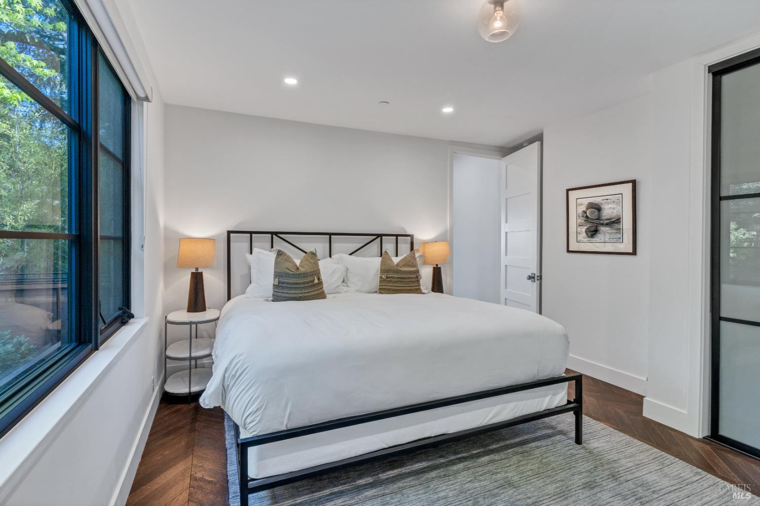 Detail Gallery Image 17 of 32 For 1242 Madrona Ave, Saint Helena,  CA 94574 - 3 Beds | 2/1 Baths