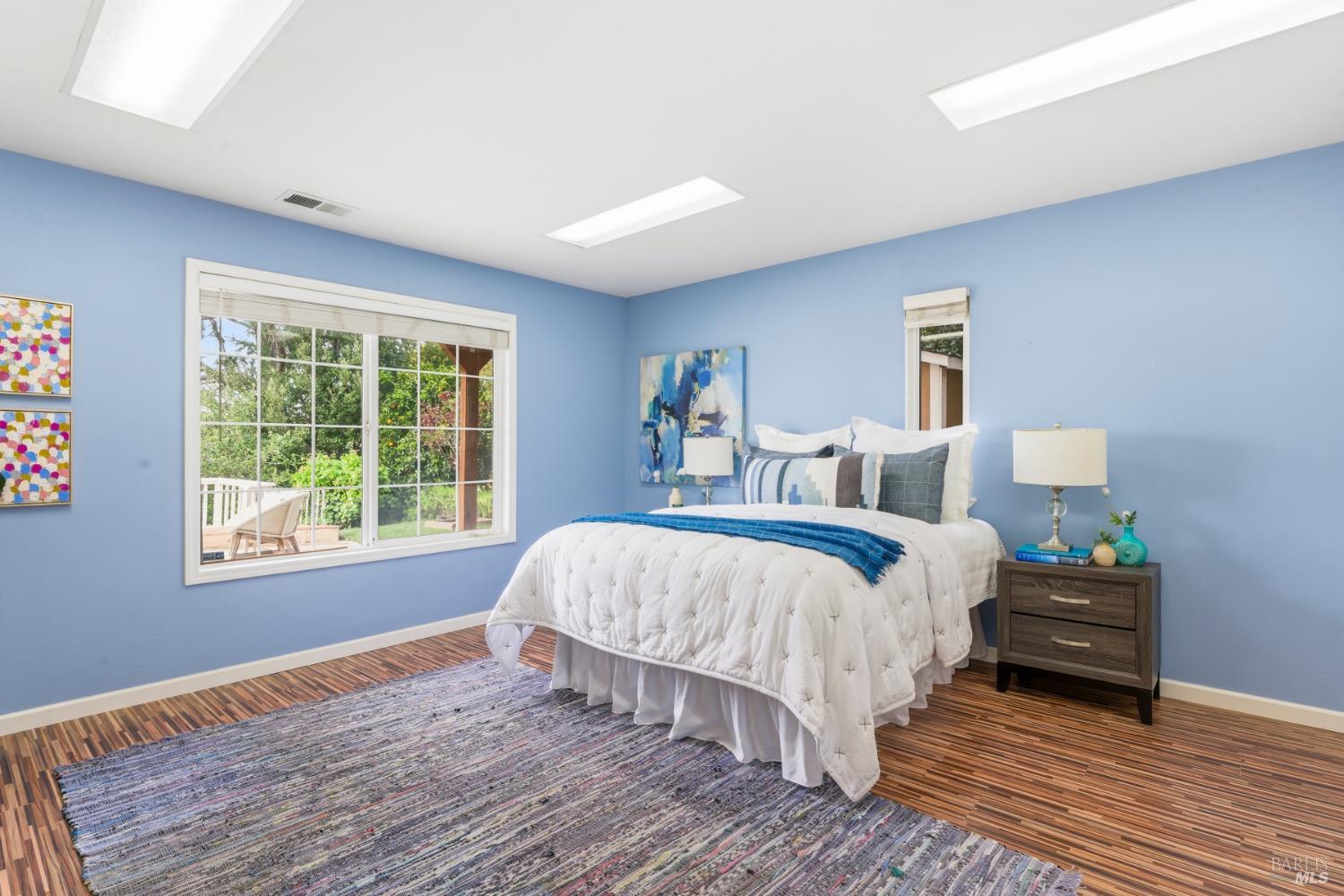 Detail Gallery Image 25 of 29 For 1491 Karen Dr, Benicia,  CA 94510 - 5 Beds | 3 Baths