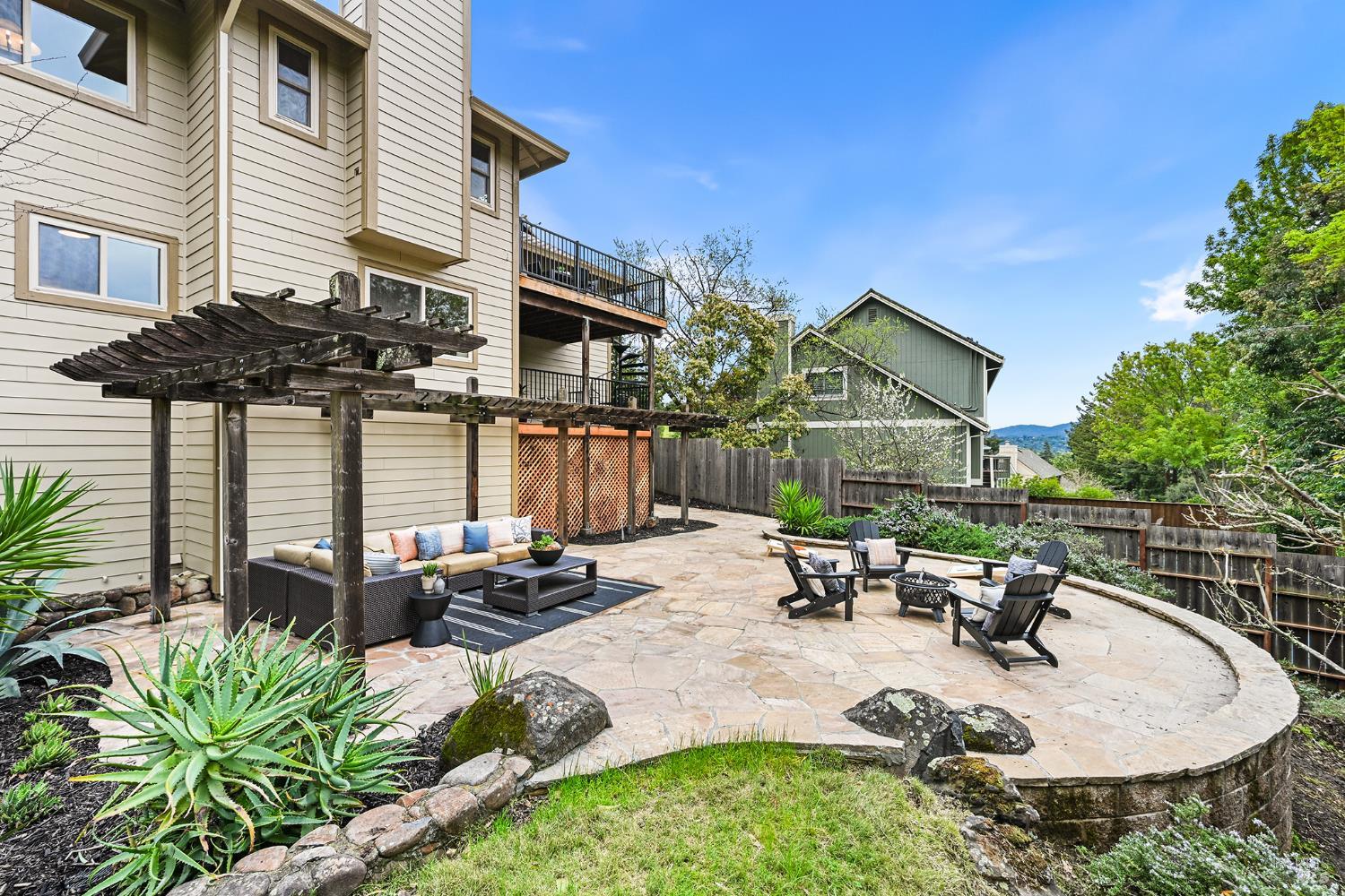 Detail Gallery Image 60 of 70 For 51 San Domingo Way, Novato,  CA 94945 - 4 Beds | 2/1 Baths