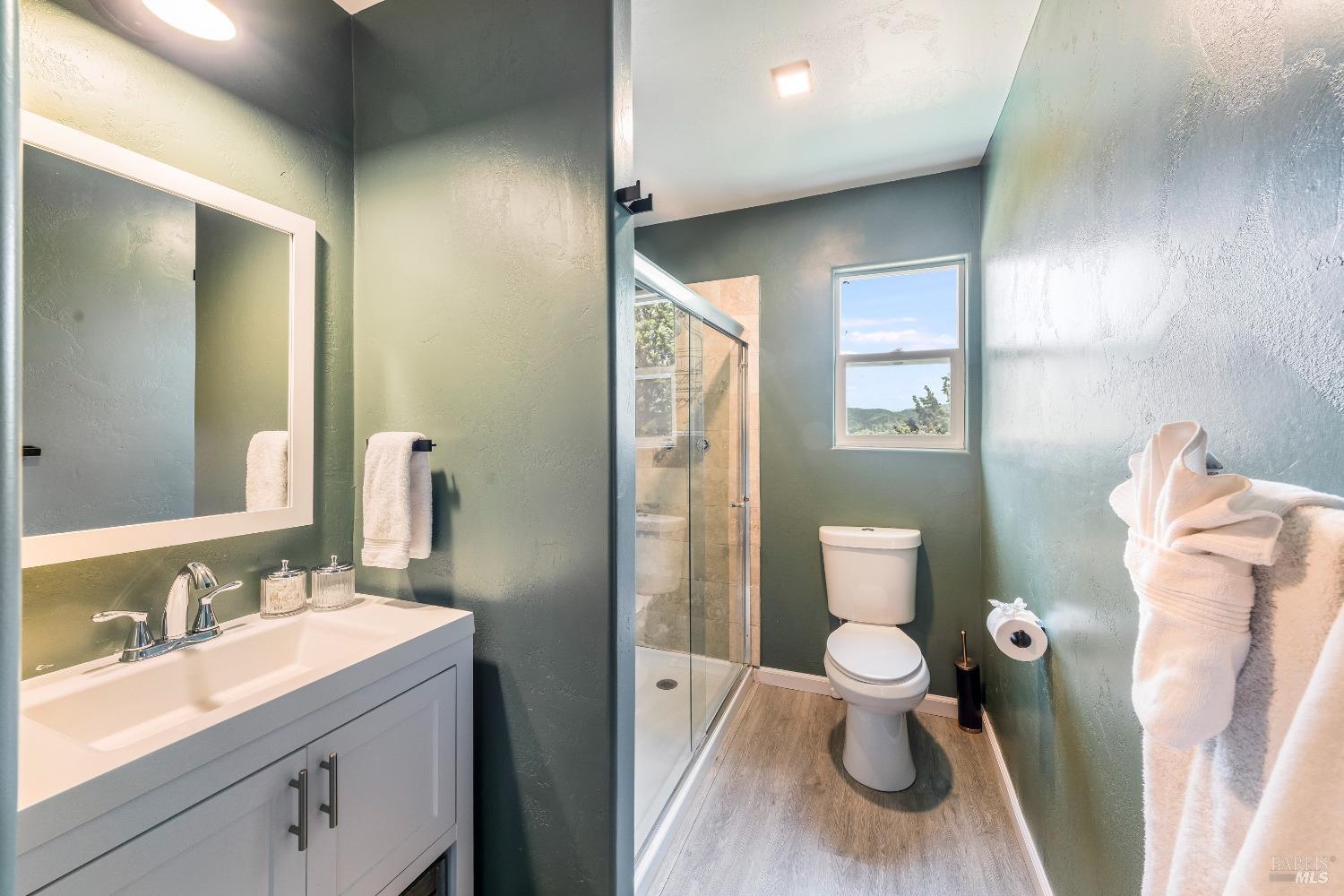 Detail Gallery Image 40 of 75 For 1106 Bel Arbres Dr, Redwood Valley,  CA 95470 - 4 Beds | 4/1 Baths