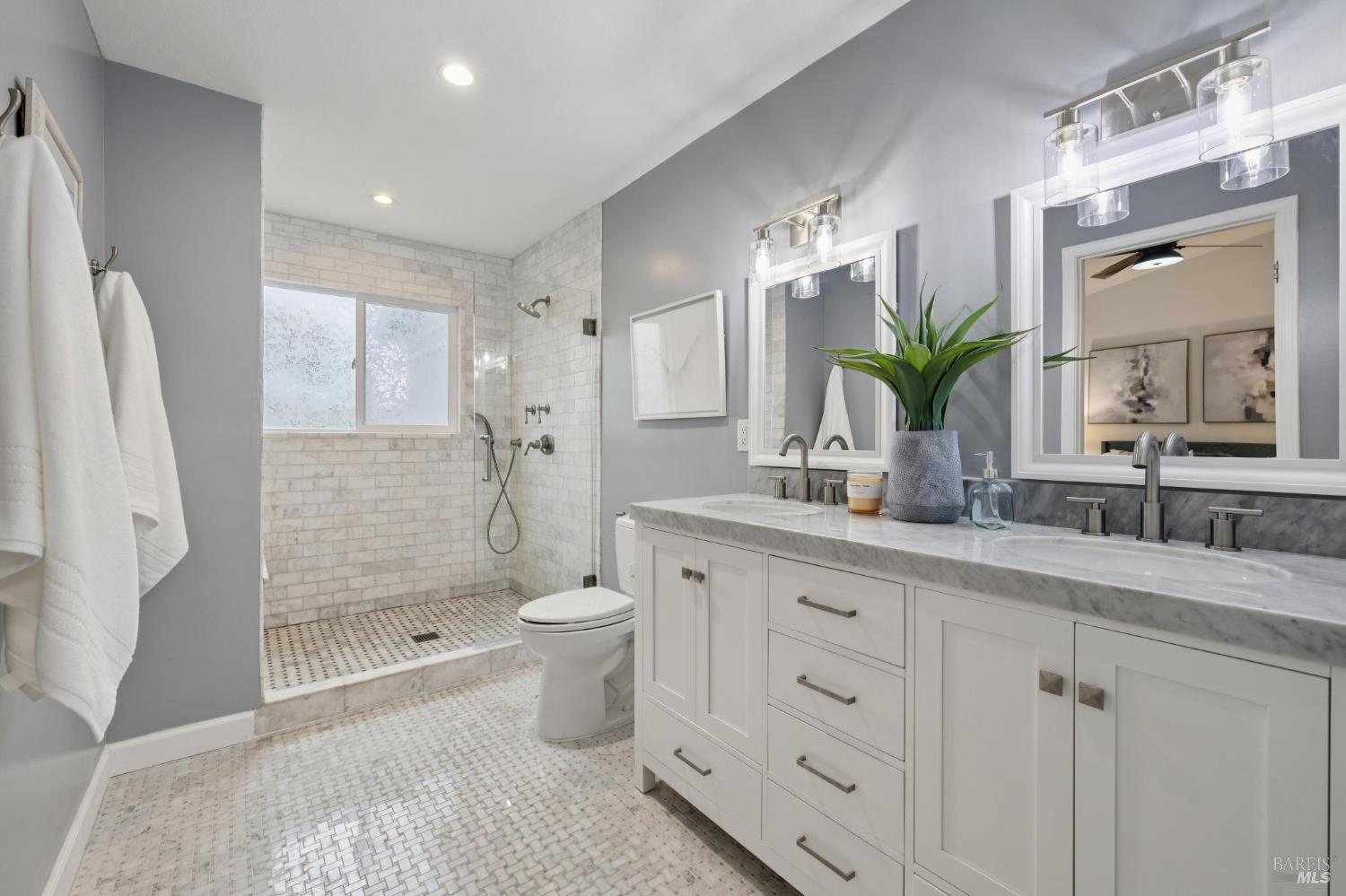 Detail Gallery Image 26 of 36 For 111 Nantucket Cv, San Rafael,  CA 94901 - 2 Beds | 2/1 Baths