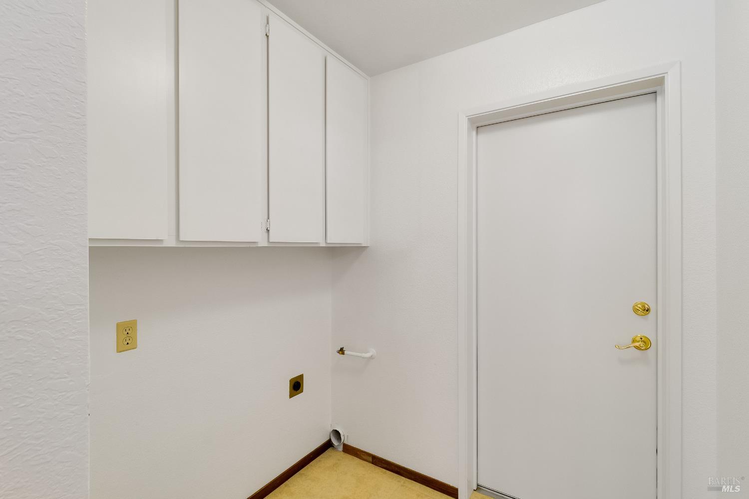 Detail Gallery Image 45 of 99 For 832 Rose Dr, Benicia,  CA 94510 - 4 Beds | 2 Baths