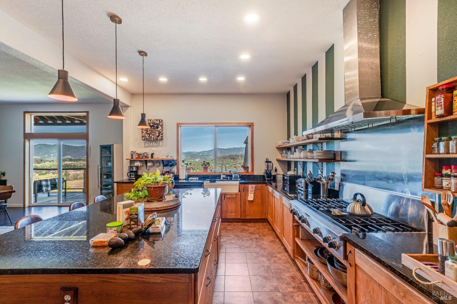 Detail Gallery Image 12 of 75 For 1106 Bel Arbres Dr, Redwood Valley,  CA 95470 - 4 Beds | 4/1 Baths