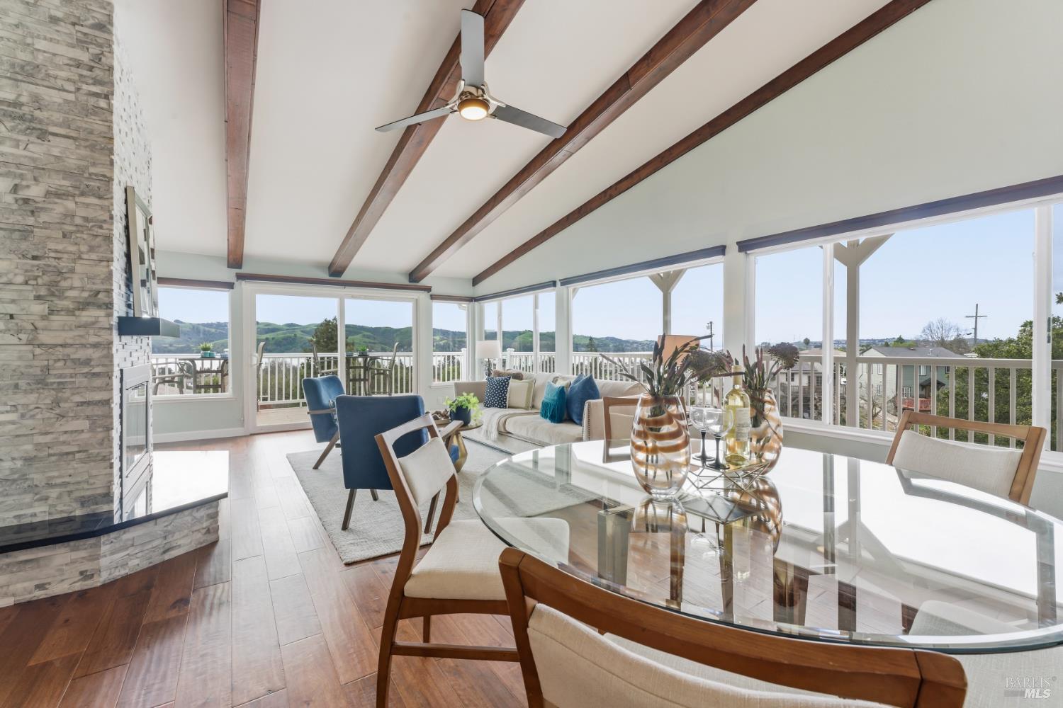 Detail Gallery Image 8 of 29 For 1491 Karen Dr, Benicia,  CA 94510 - 5 Beds | 3 Baths