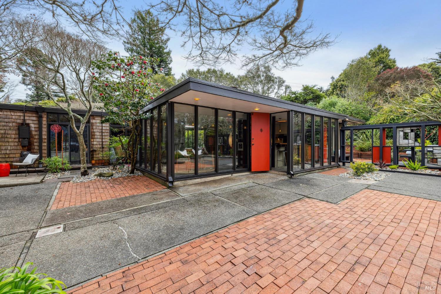 Detail Gallery Image 56 of 58 For 18 Laverne Ave, Mill Valley,  CA 94941 - 4 Beds | 3 Baths