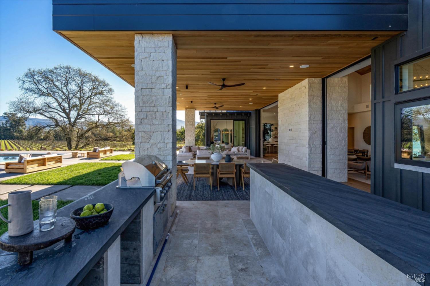 Detail Gallery Image 17 of 48 For 2350 Big Ranch Rd, Napa,  CA 94558 - 7 Beds | 7/2 Baths