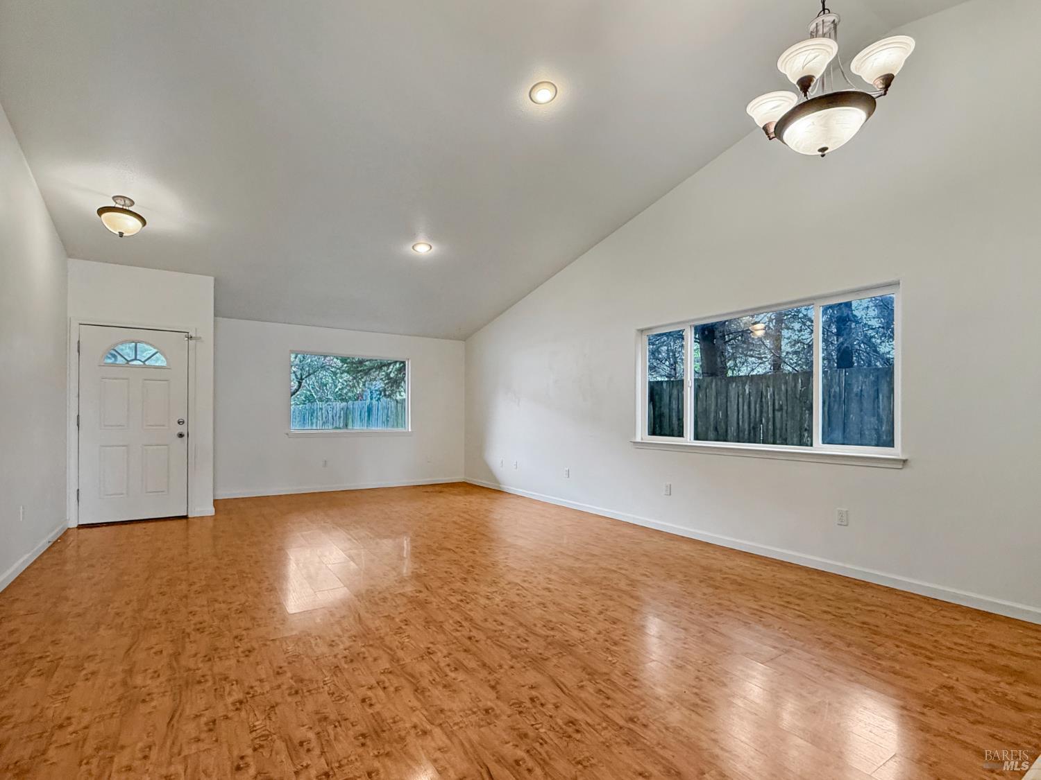 Detail Gallery Image 9 of 35 For 227 Hocker Ln, Fort Bragg,  CA 95437 - 2 Beds | 2 Baths