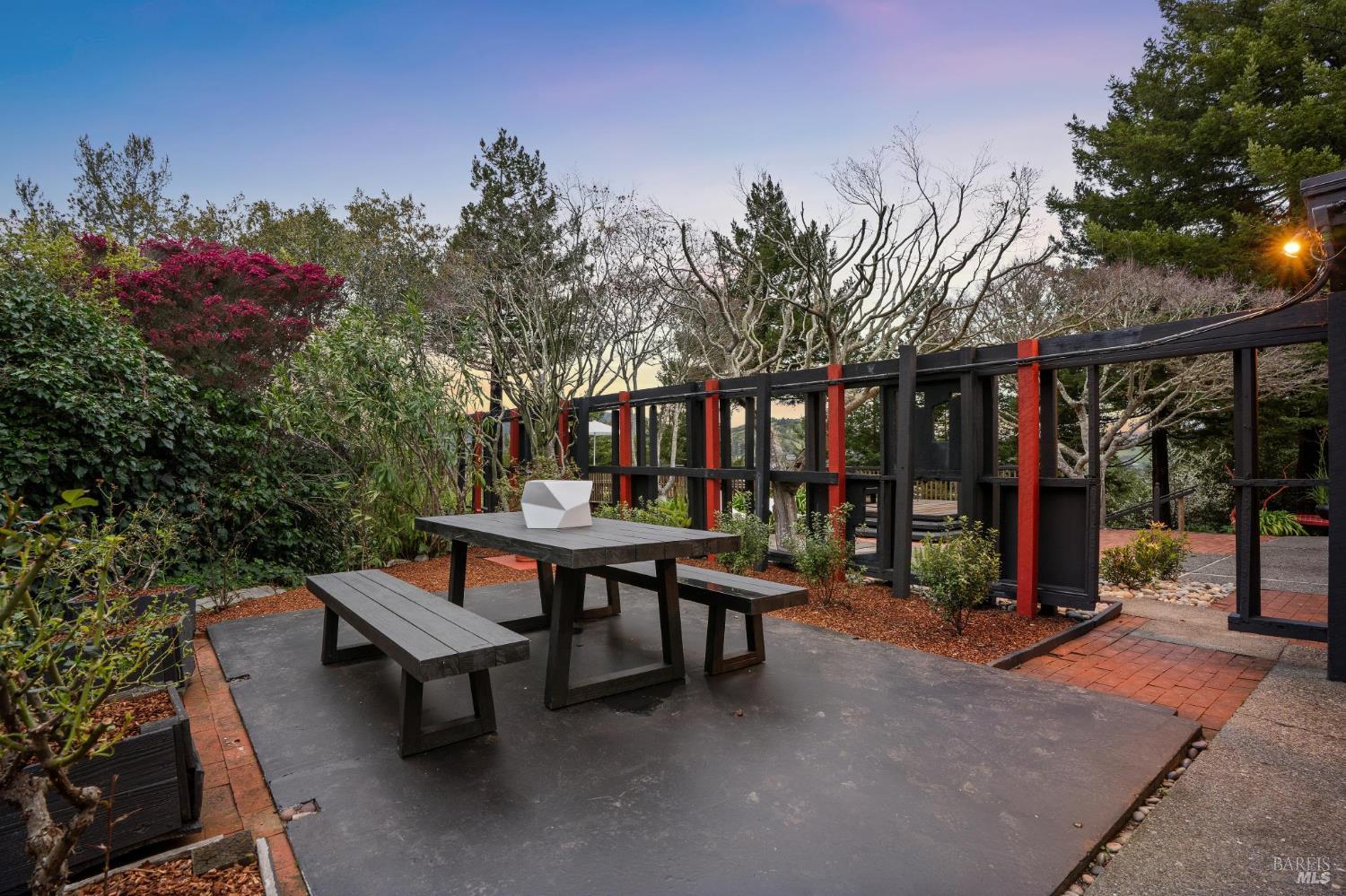 Detail Gallery Image 49 of 58 For 18 Laverne Ave, Mill Valley,  CA 94941 - 4 Beds | 3 Baths