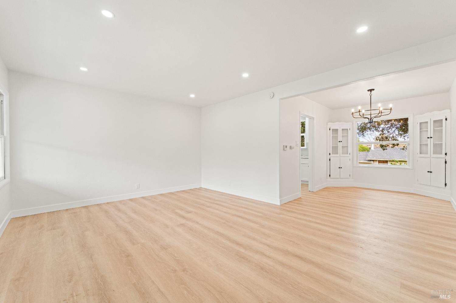 Detail Gallery Image 10 of 54 For 331 Steffan St, Vallejo,  CA 94591 - 2 Beds | 1 Baths