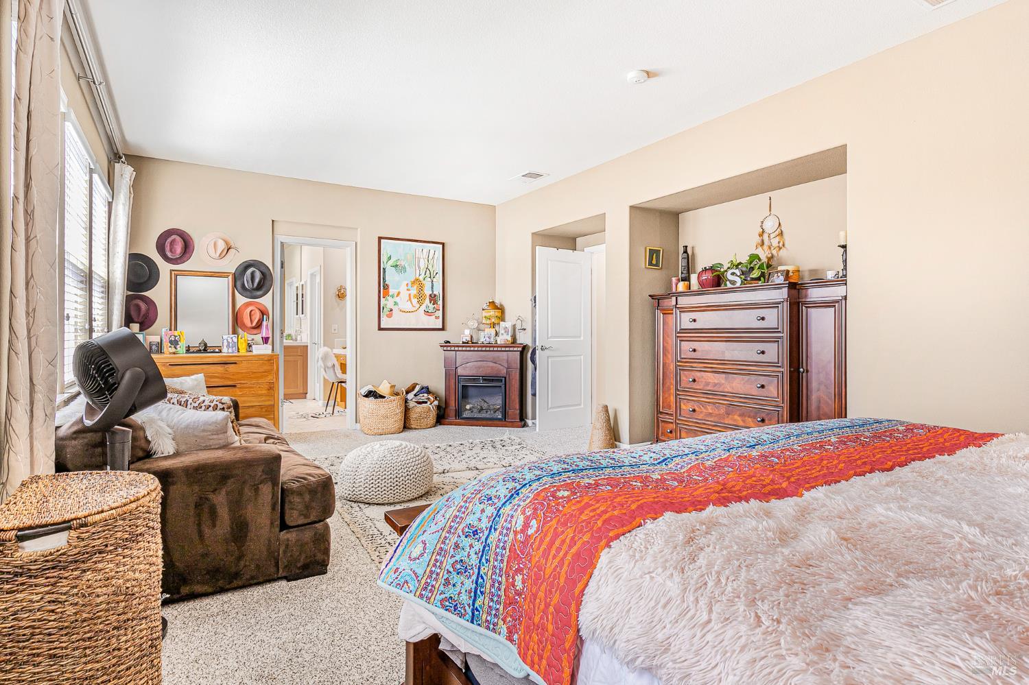 Detail Gallery Image 49 of 79 For 2167 Linwood Ave, Santa Rosa,  CA 95404 - 3 Beds | 3 Baths