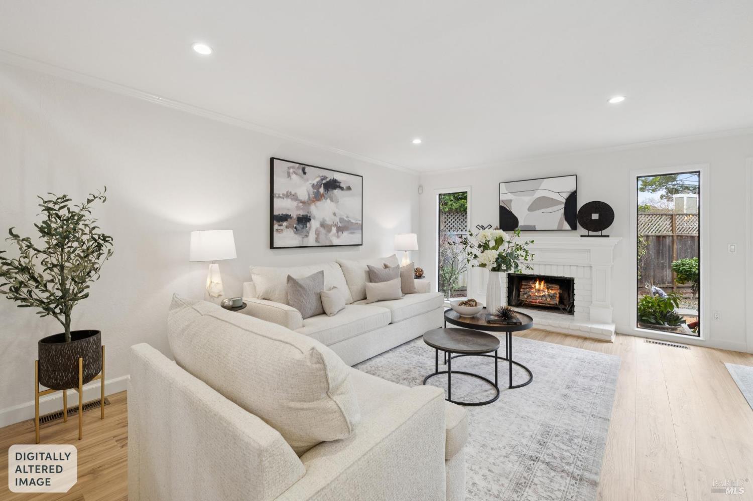 Detail Gallery Image 2 of 36 For 111 Nantucket Cv, San Rafael,  CA 94901 - 2 Beds | 2/1 Baths