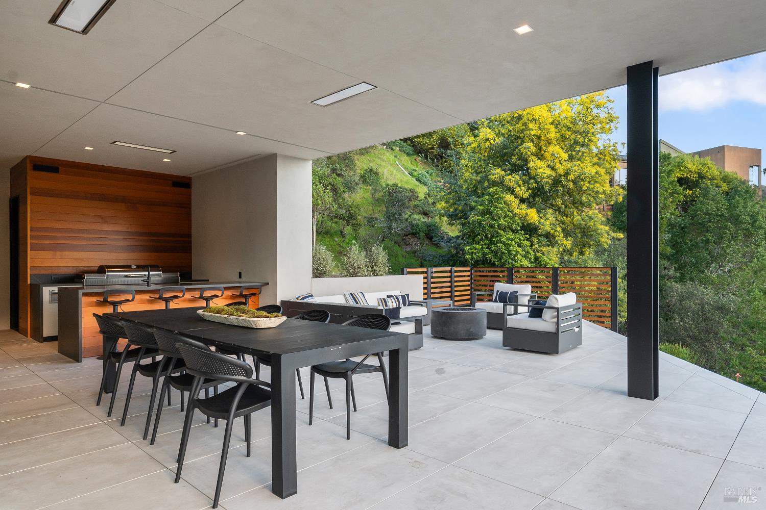 Detail Gallery Image 26 of 29 For 70 Ridgecrest Rd, Kentfield,  CA 94904 - 6 Beds | 6/2 Baths