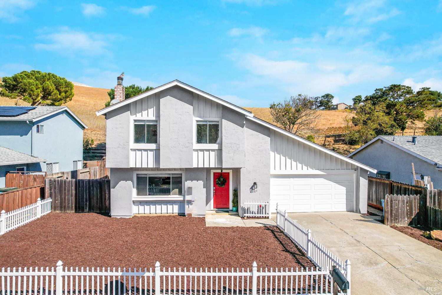 Detail Gallery Image 31 of 62 For 101 Panorama Dr, Benicia,  CA 94510 - 3 Beds | 1/1 Baths