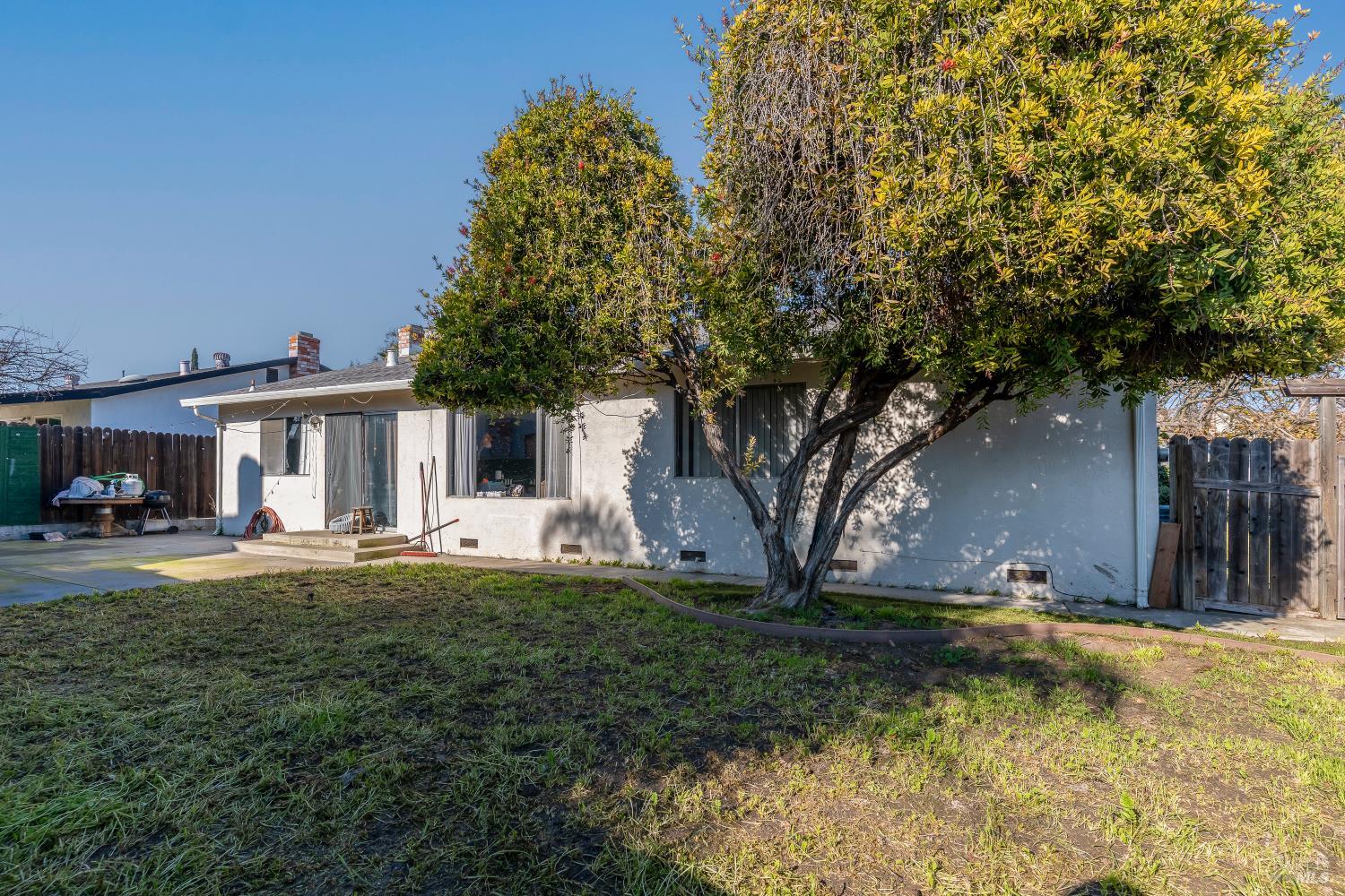 Detail Gallery Image 39 of 46 For 304 Huntington Dr, Antioch,  CA 94509 - 3 Beds | 2 Baths