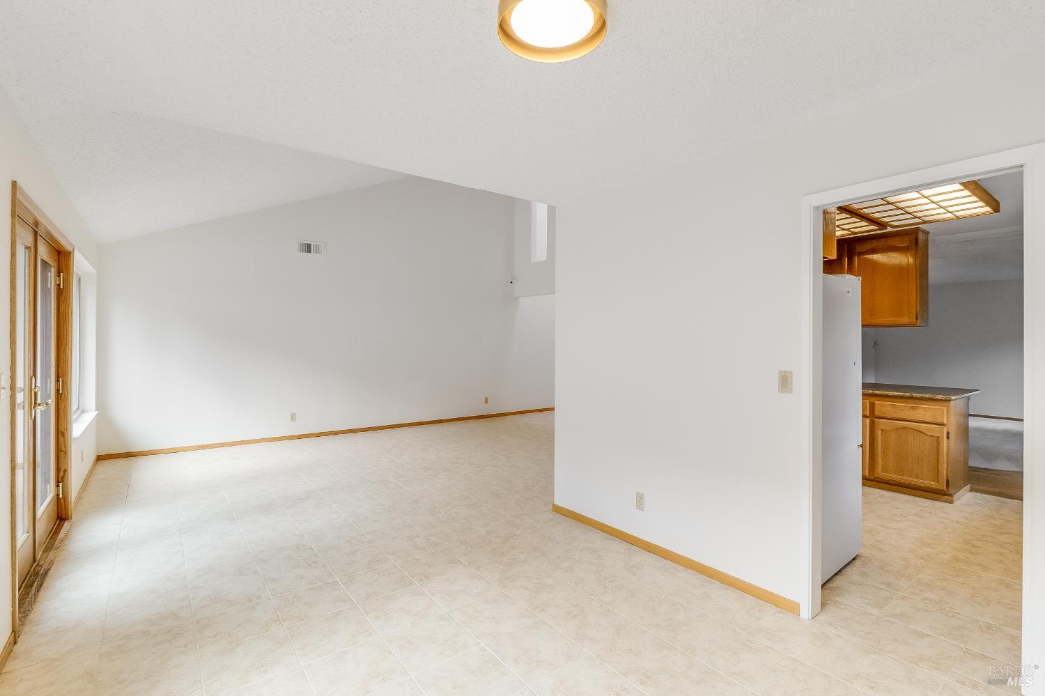 Detail Gallery Image 28 of 99 For 832 Rose Dr, Benicia,  CA 94510 - 4 Beds | 2 Baths