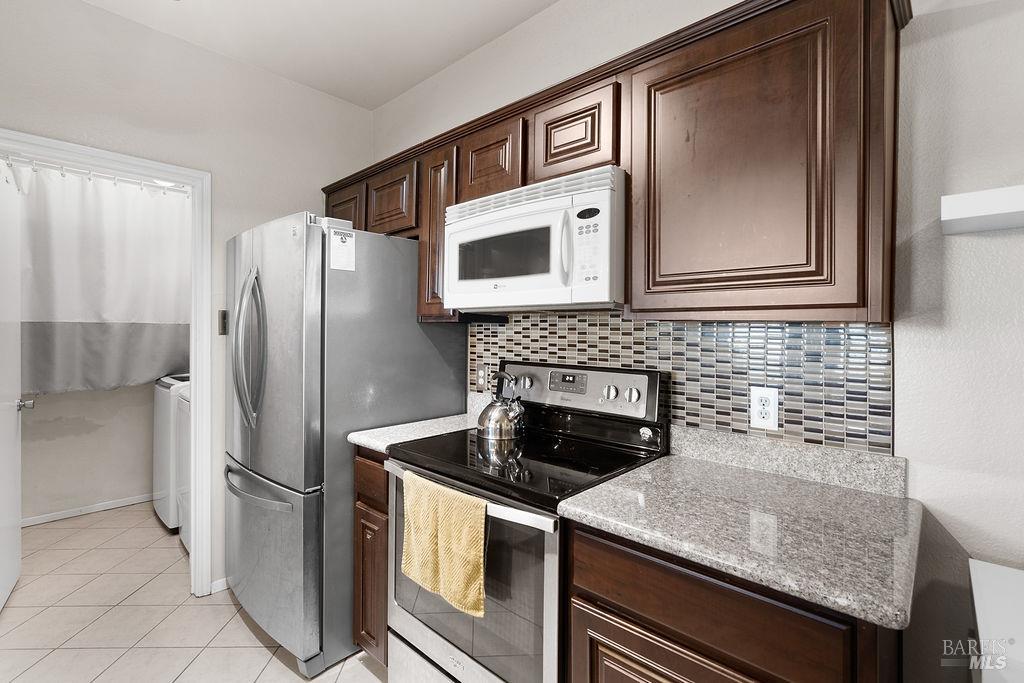 Detail Gallery Image 11 of 34 For 1201 Glen Cove Pkwy #1505,  Vallejo,  CA 94591 - 2 Beds | 2 Baths