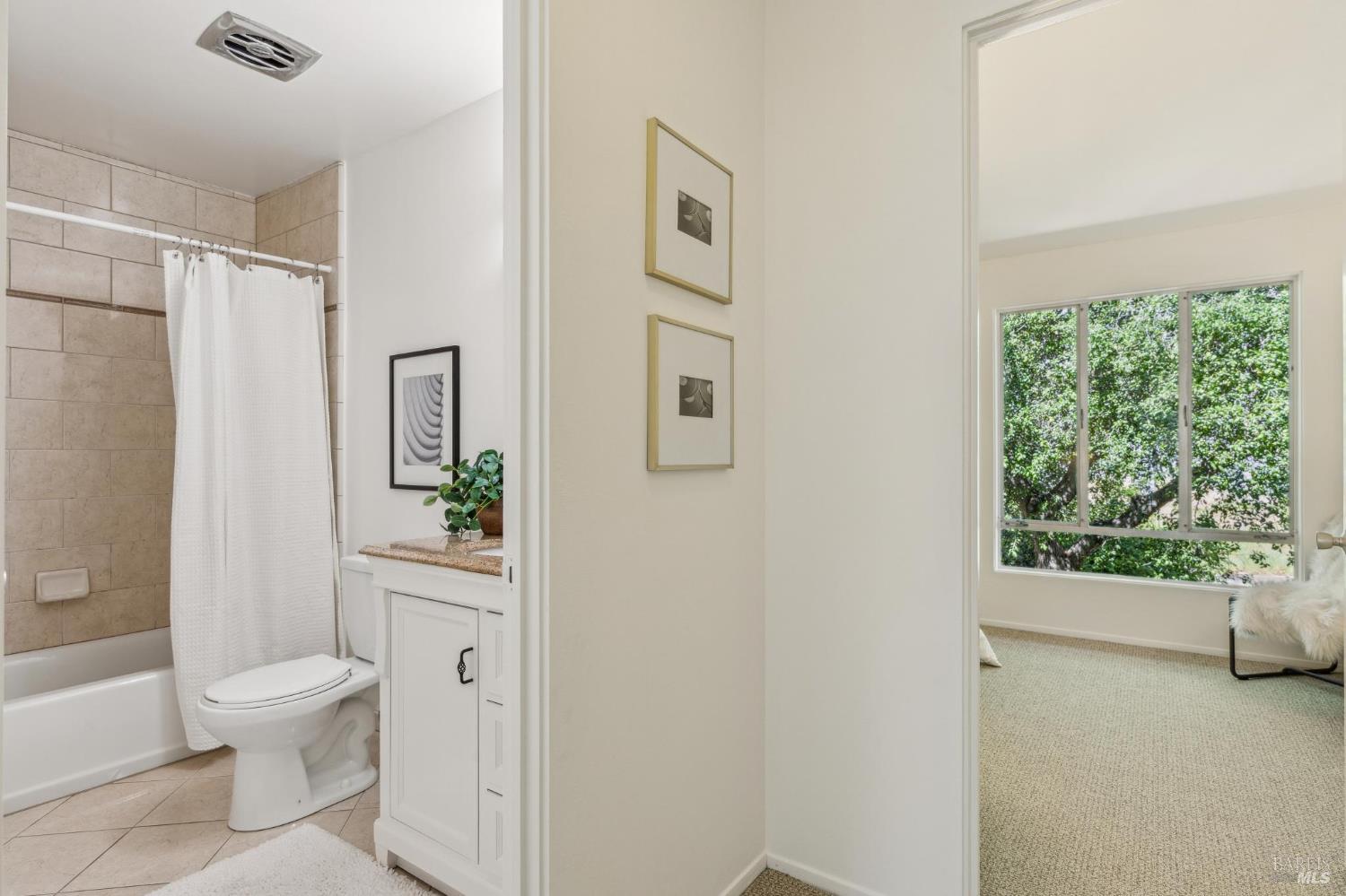 Detail Gallery Image 11 of 25 For 952 Lea Dr, San Rafael,  CA 94903 - 1 Beds | 1 Baths