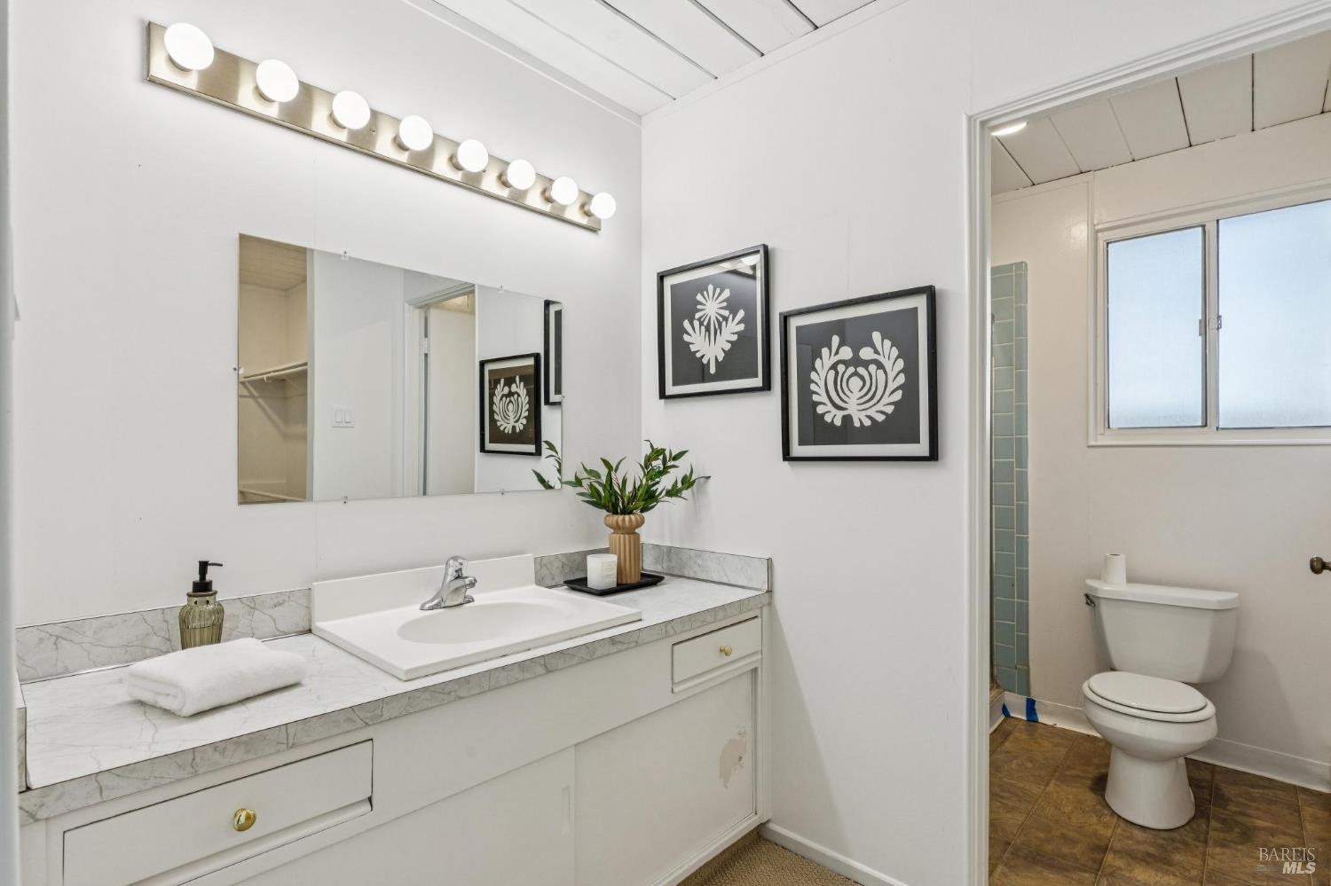 Detail Gallery Image 43 of 65 For 750 Montecillo Rd, San Rafael,  CA 94903 - 3 Beds | 2 Baths