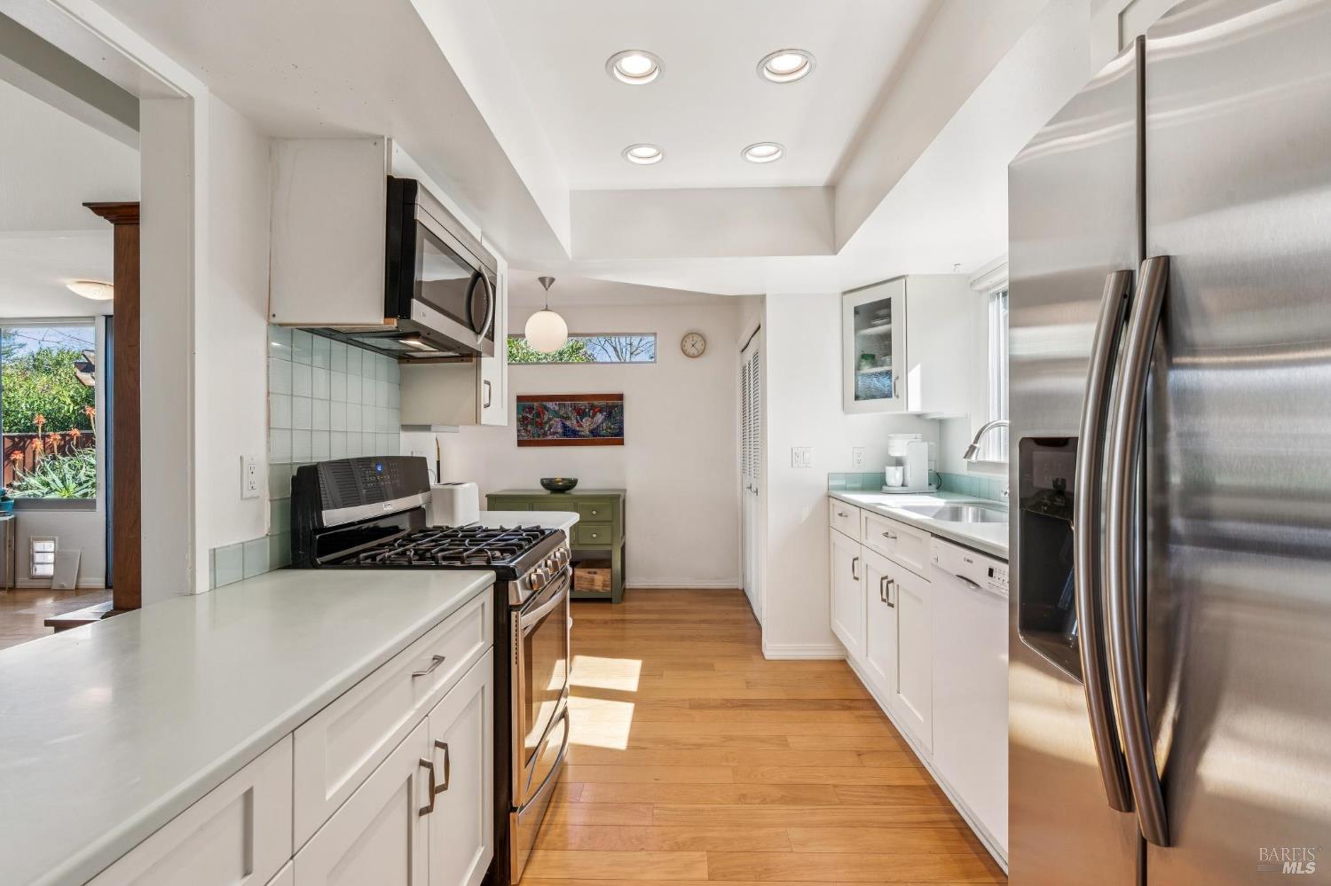 Detail Gallery Image 21 of 66 For 30 Creek Ln, Sonoma,  CA 95476 - 2 Beds | 2 Baths